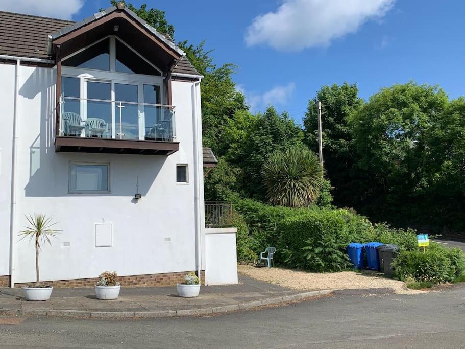 Newly Refurbished-Stunning cosy home, with sea views in Lamlash view 3