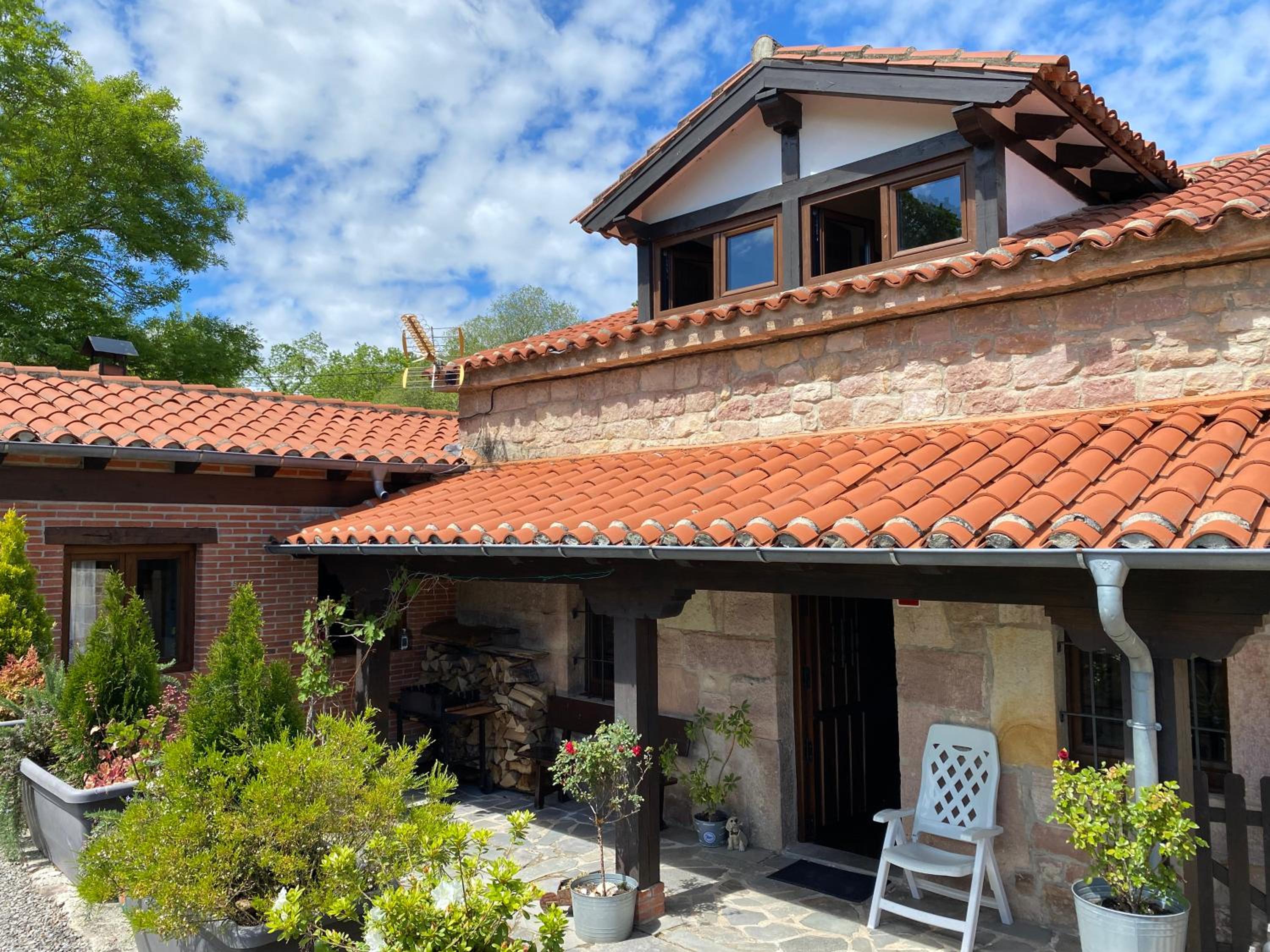 Casa Sandra by Altur Cantabria