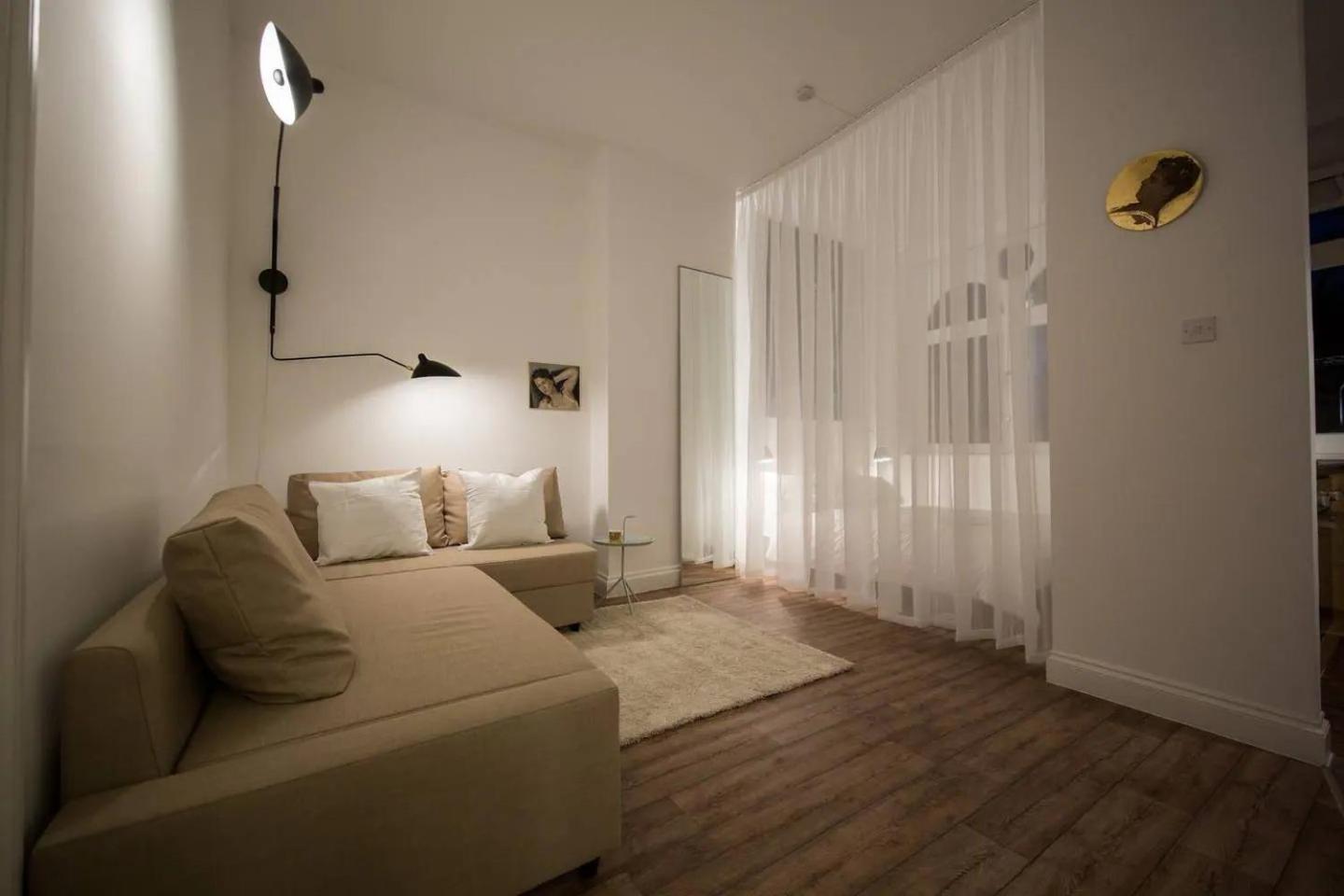 The Old Street Townhouse, by the Design Traveller view 2
