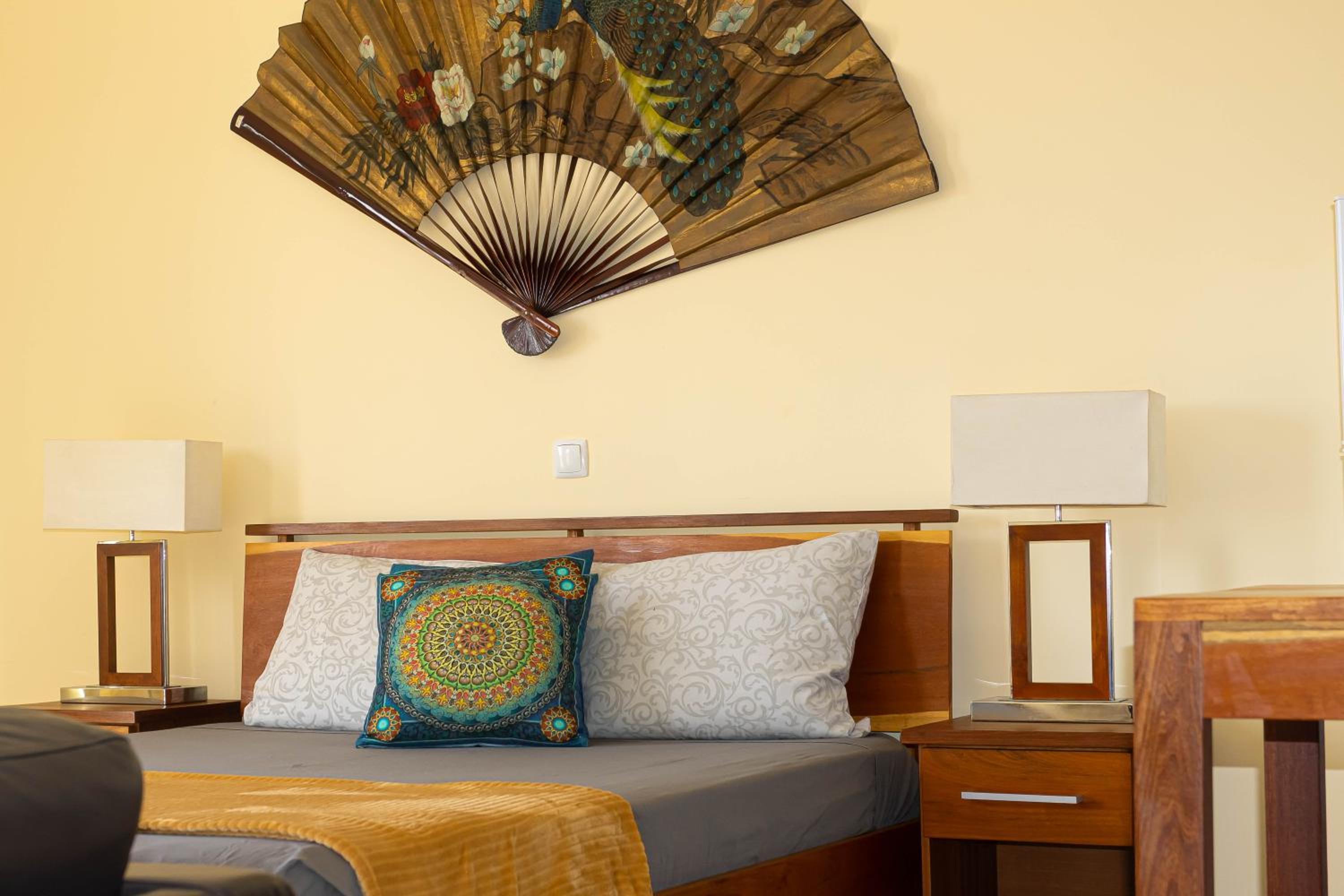 Beauty Plaza Suites