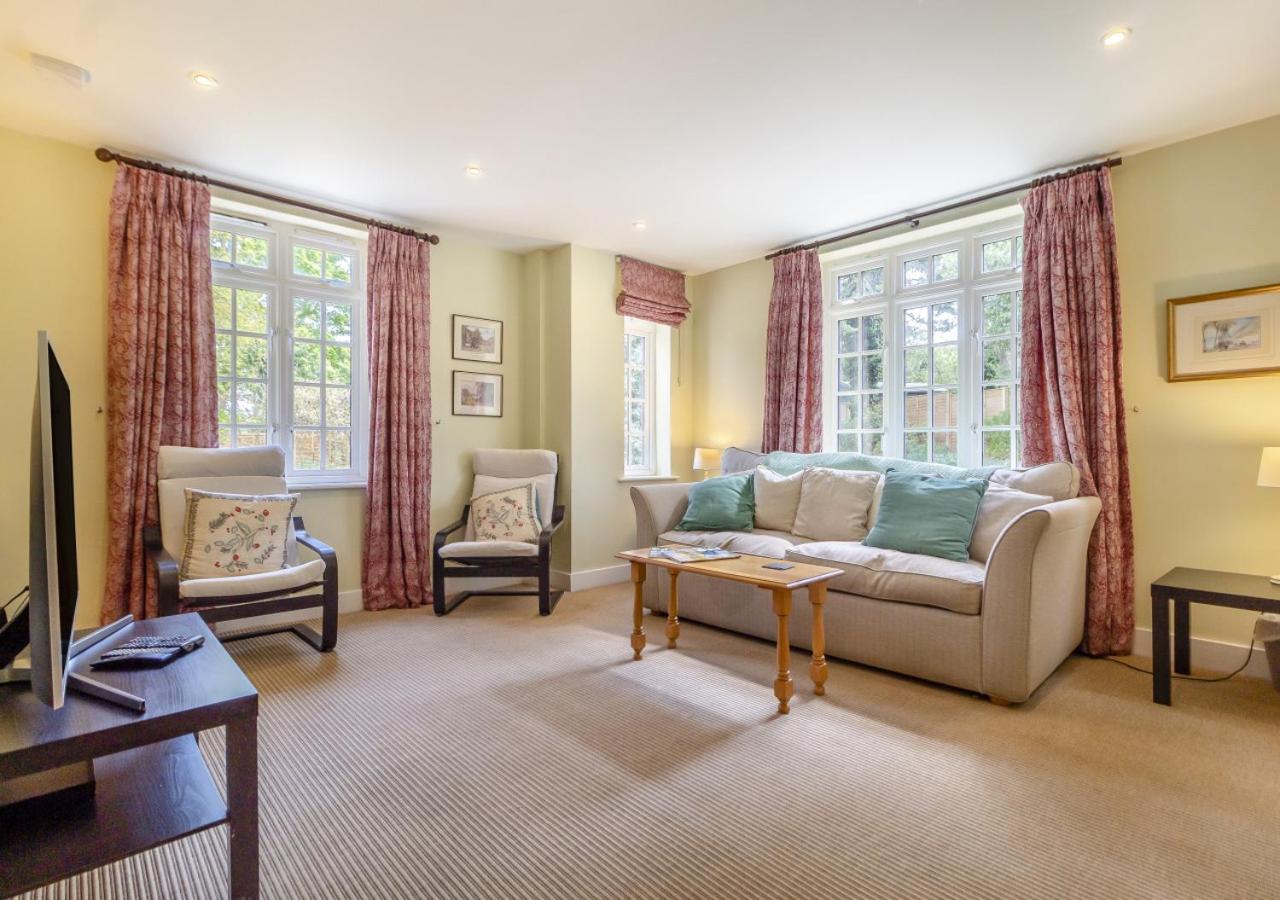 5 Bed in Walberswick oc-hfairh