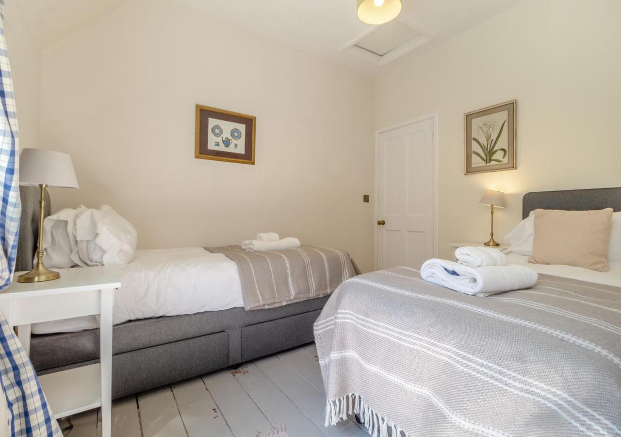 5 Bed in Walberswick oc-hfairh
