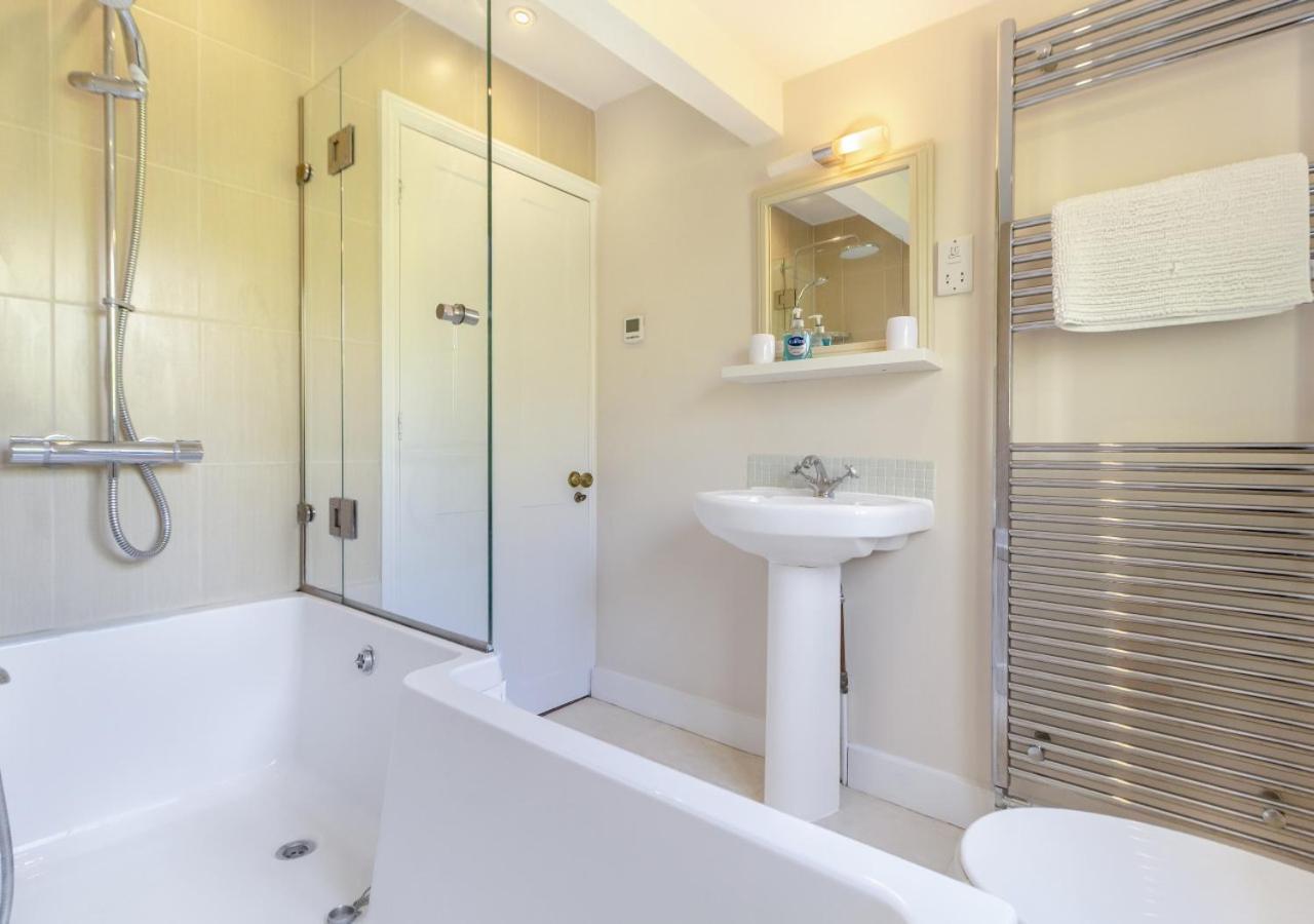 5 Bed in Walberswick oc-hfairh