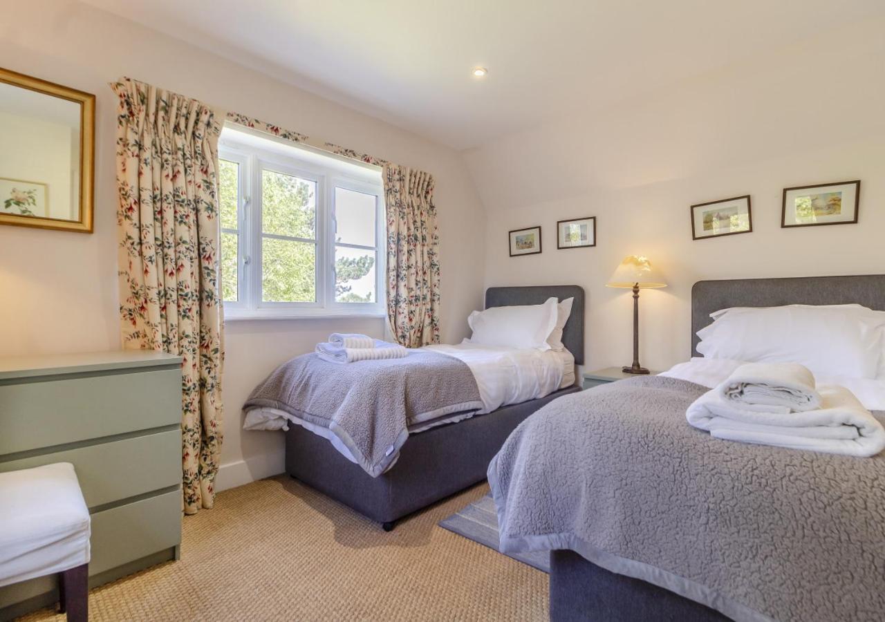 5 Bed in Walberswick oc-hfairh