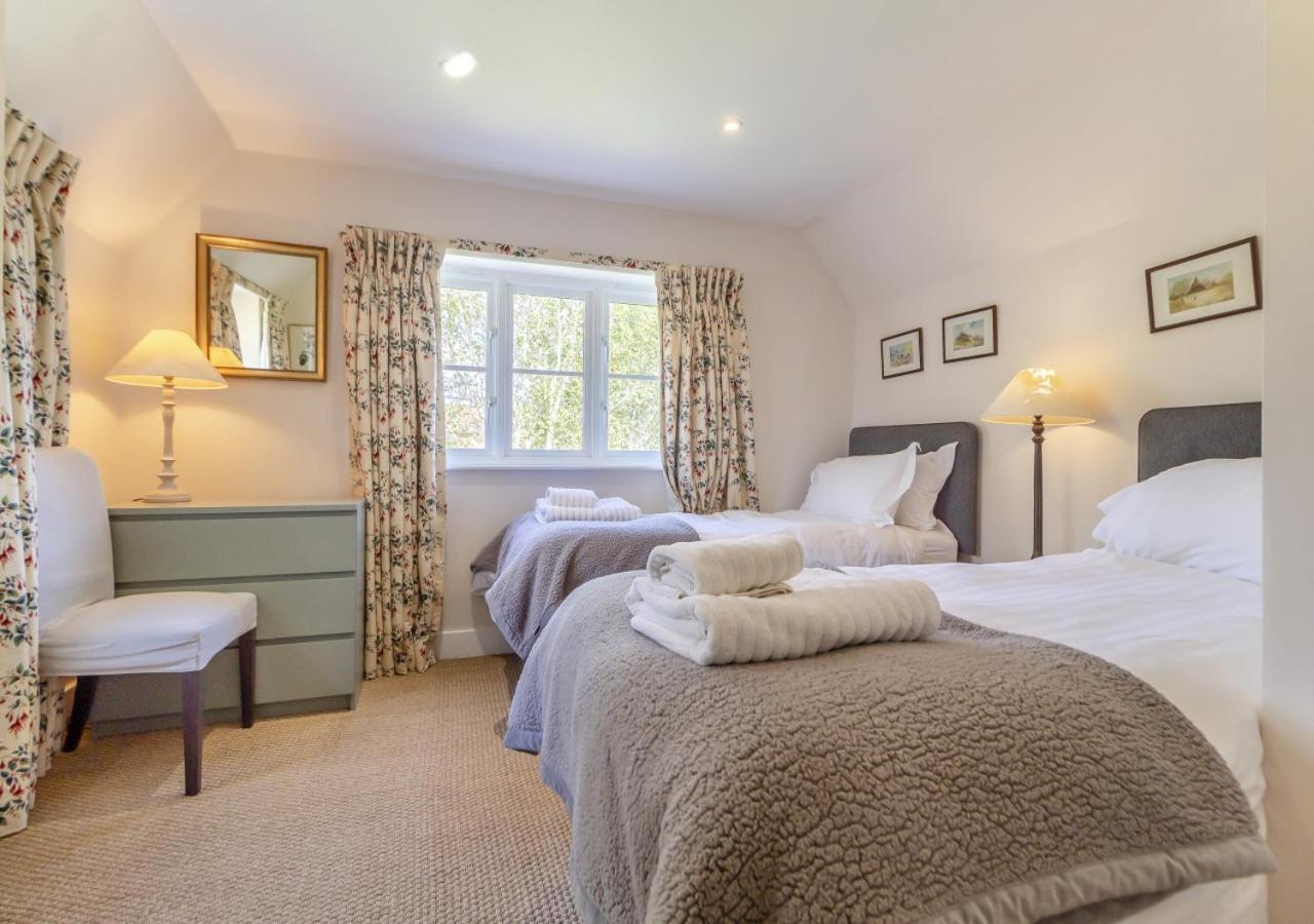 5 Bed in Walberswick oc-hfairh