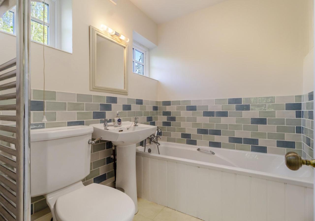 5 Bed in Walberswick oc-hfairh