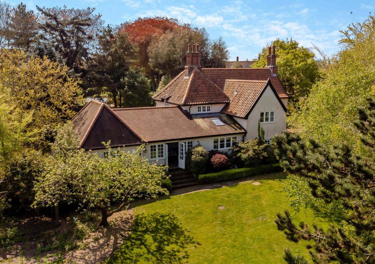5 Bed in Walberswick oc-hfairh