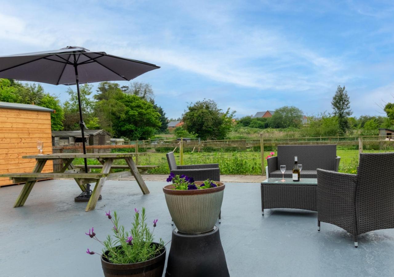 4 Bed in Wrentham oc-hdress