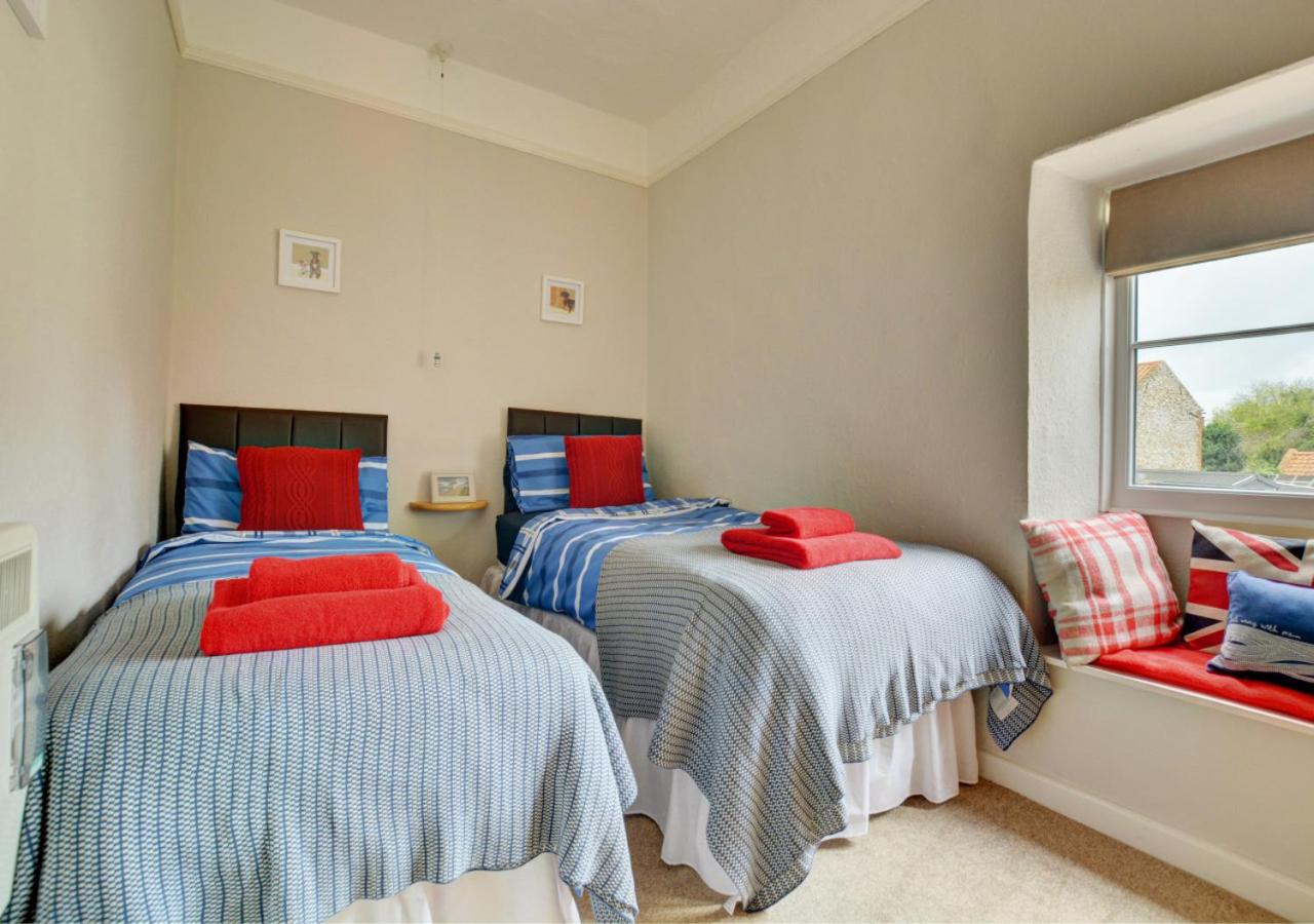2 Bed in Blakeney oc-1805