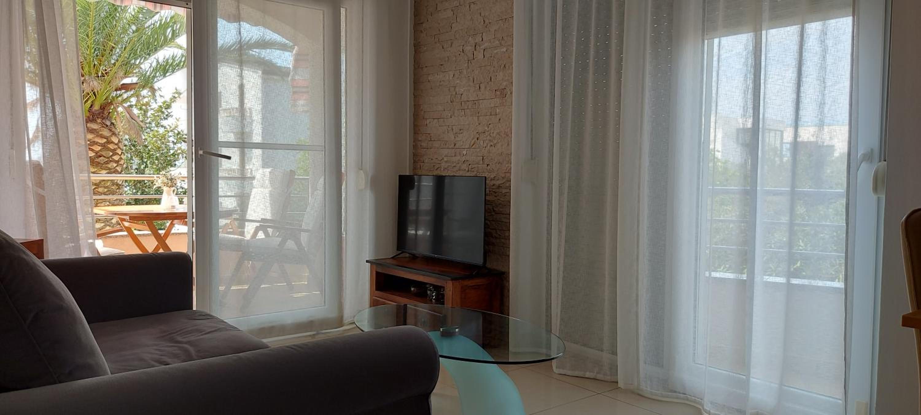 Fjaba Apartment