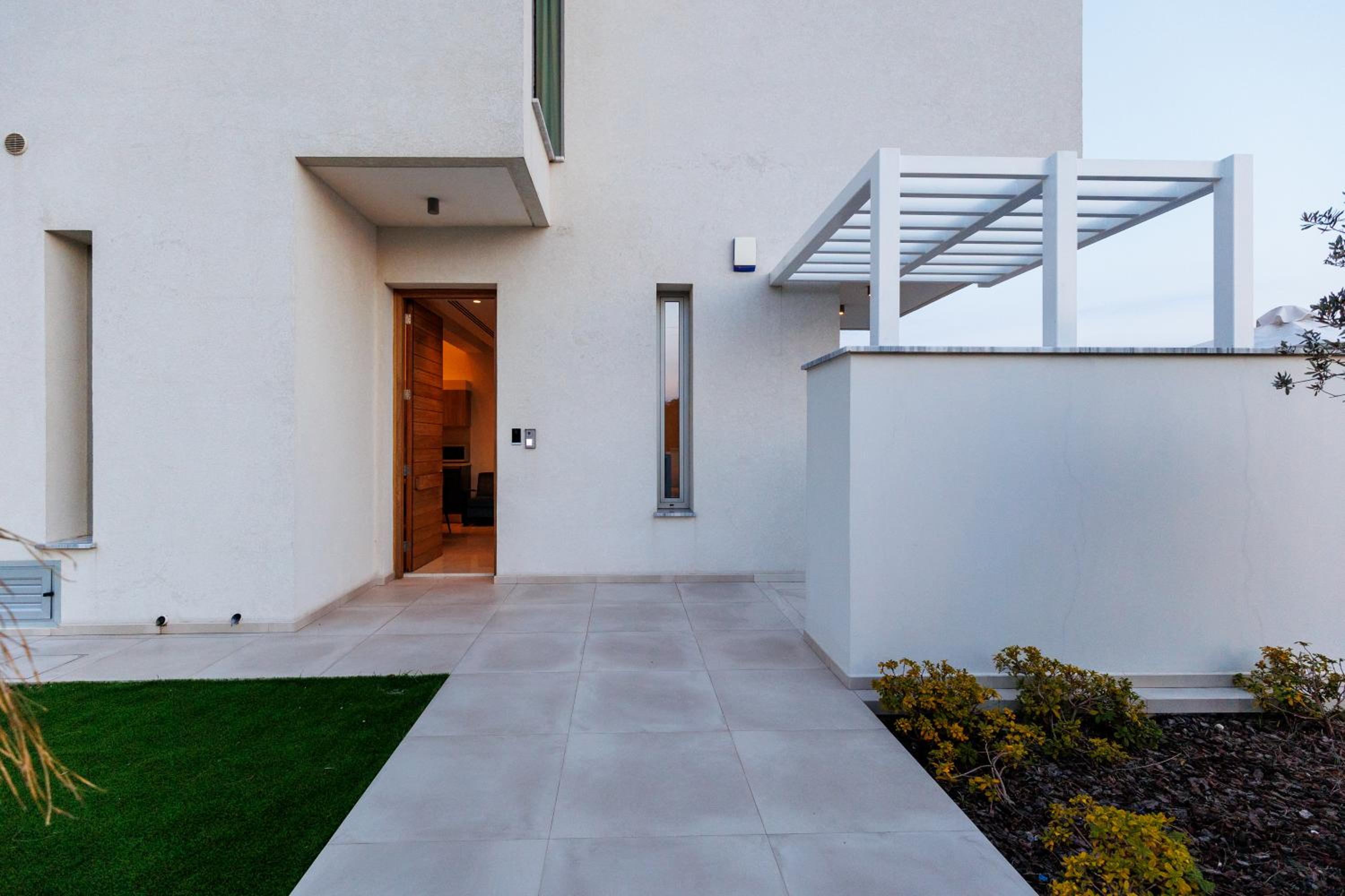 Napa Hills Seaview Villas - Iris