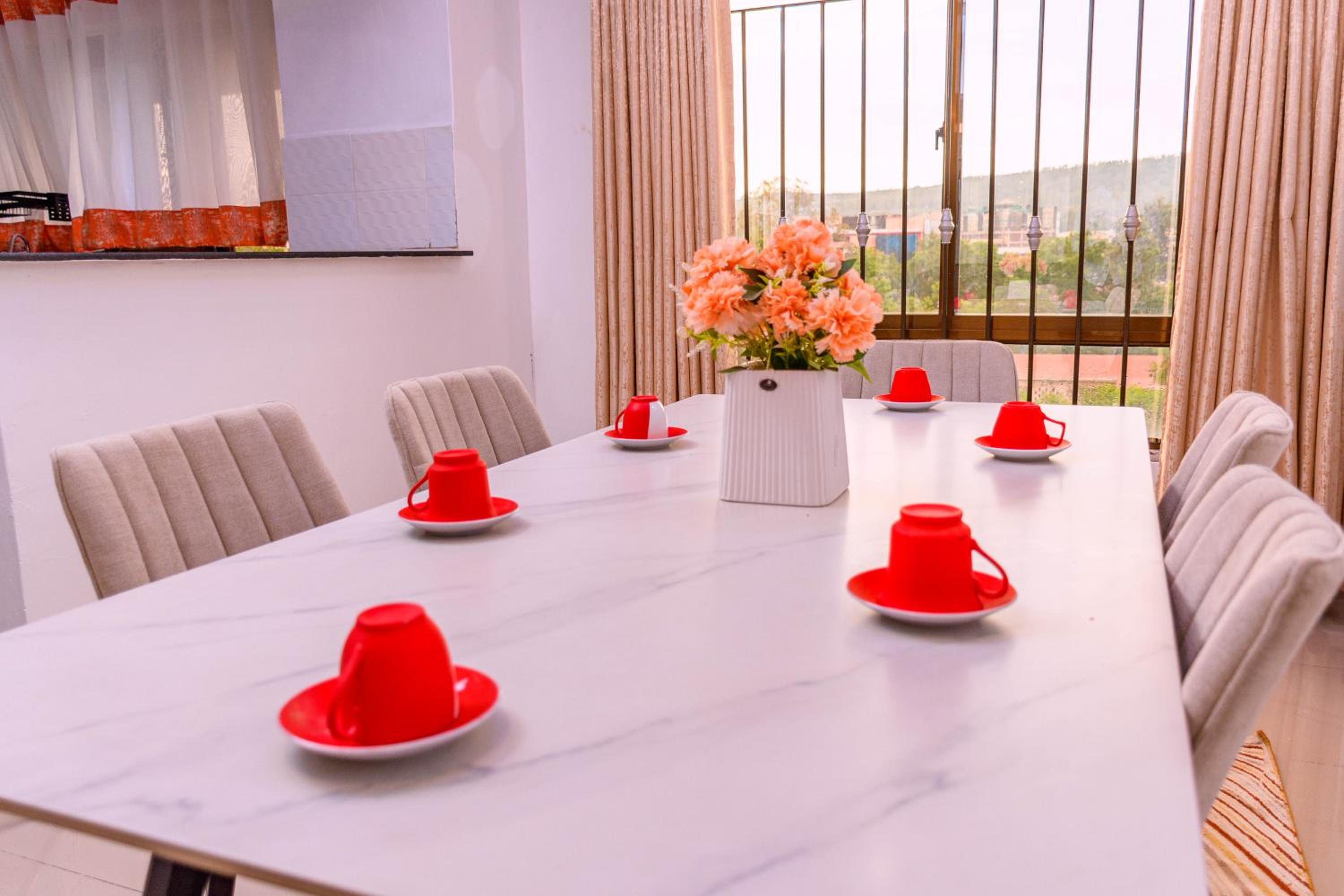 Havan Furnished Apartment-Shawmut view 2
