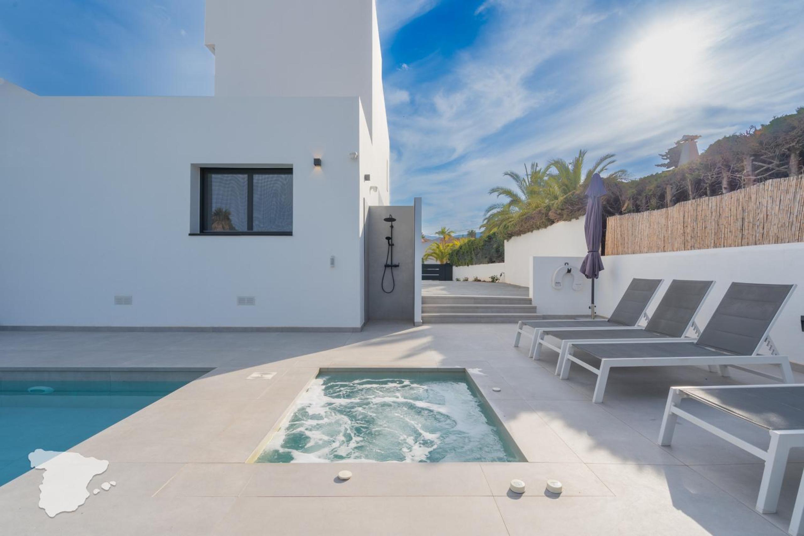 CostaBlancaDreams Villa White Flamingo in Calpe