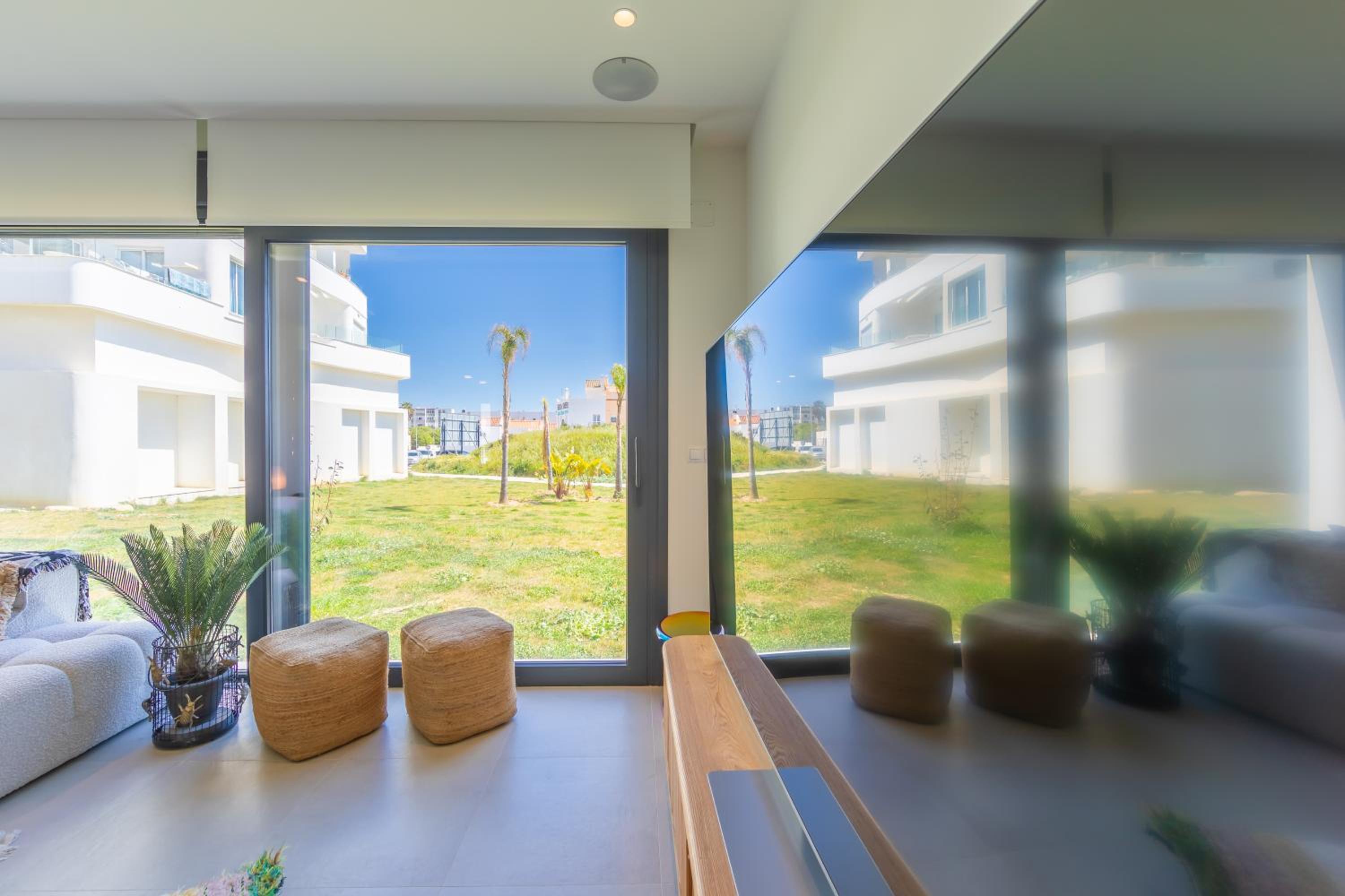 Comfort, space, terraces & great views photo 5