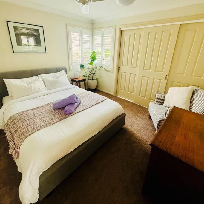 Milton Village Retreat - secluded comfort