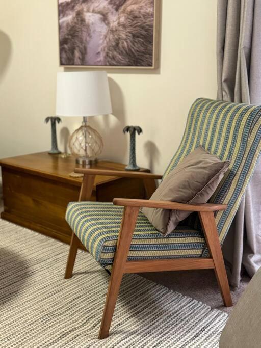Milton Village Retreat - secluded comfort