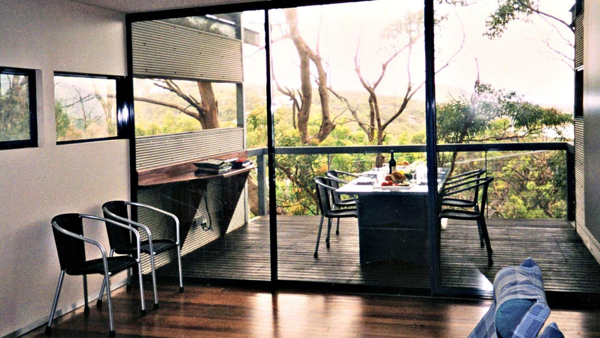 Dynamic and Modern Living