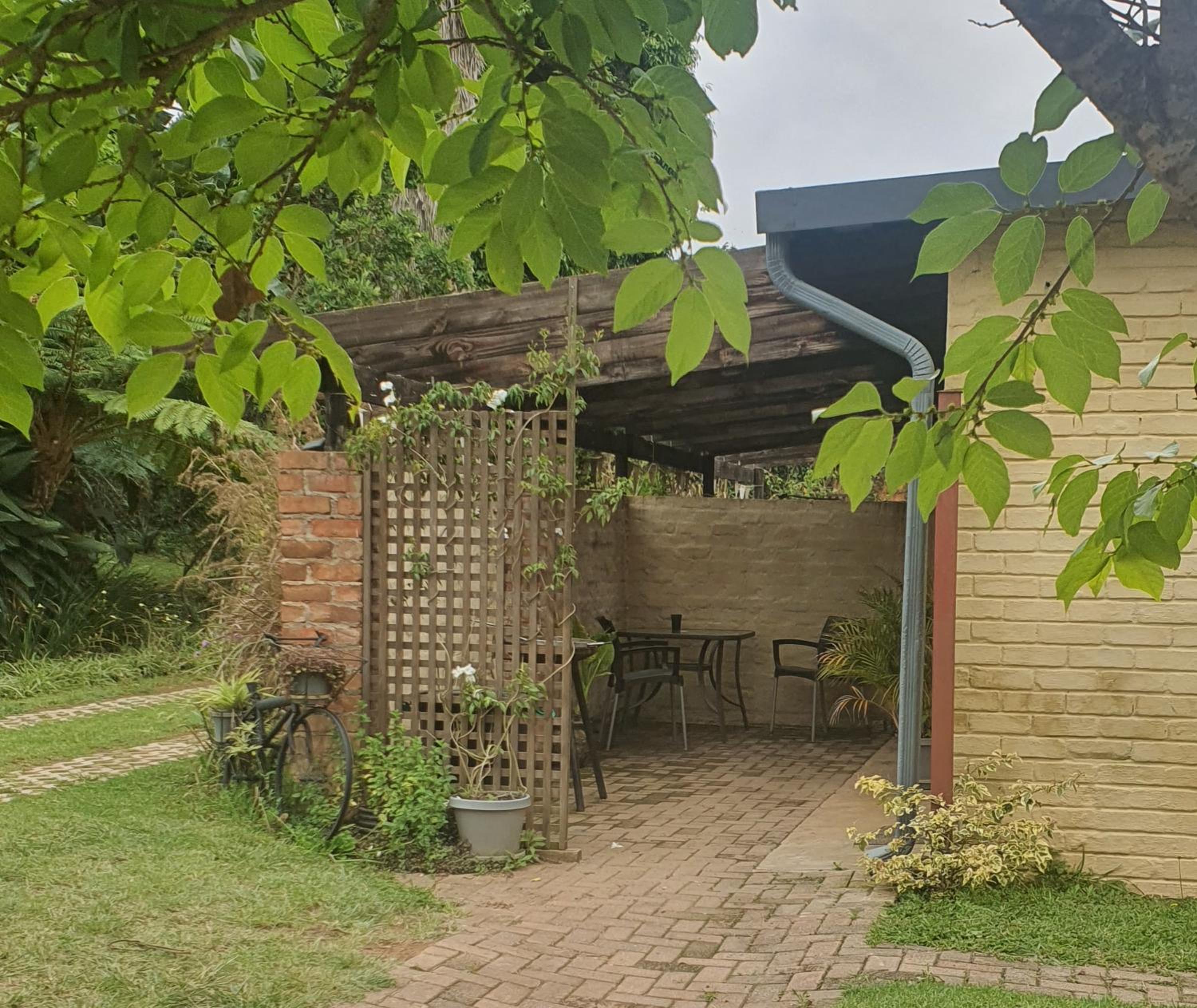KatiKati Eco Lodge view 3