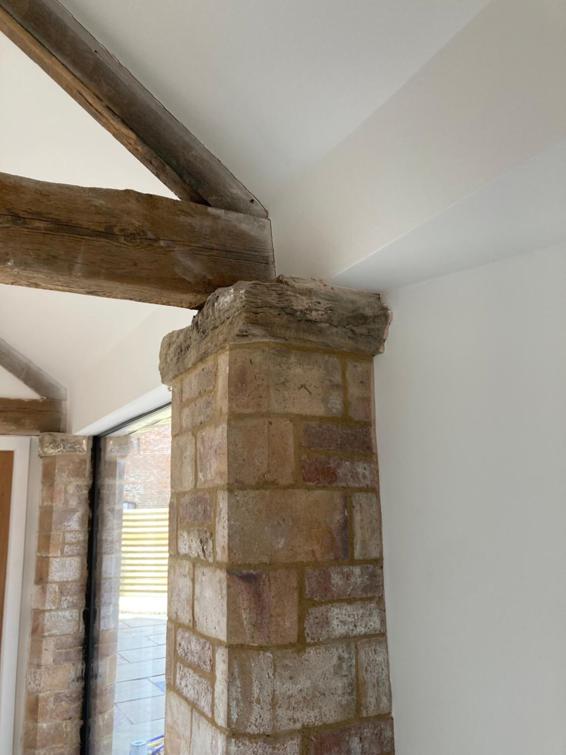The Stables, Modern 2 bed, 4 person, Rural Barn Conversion with Great Access view 4
