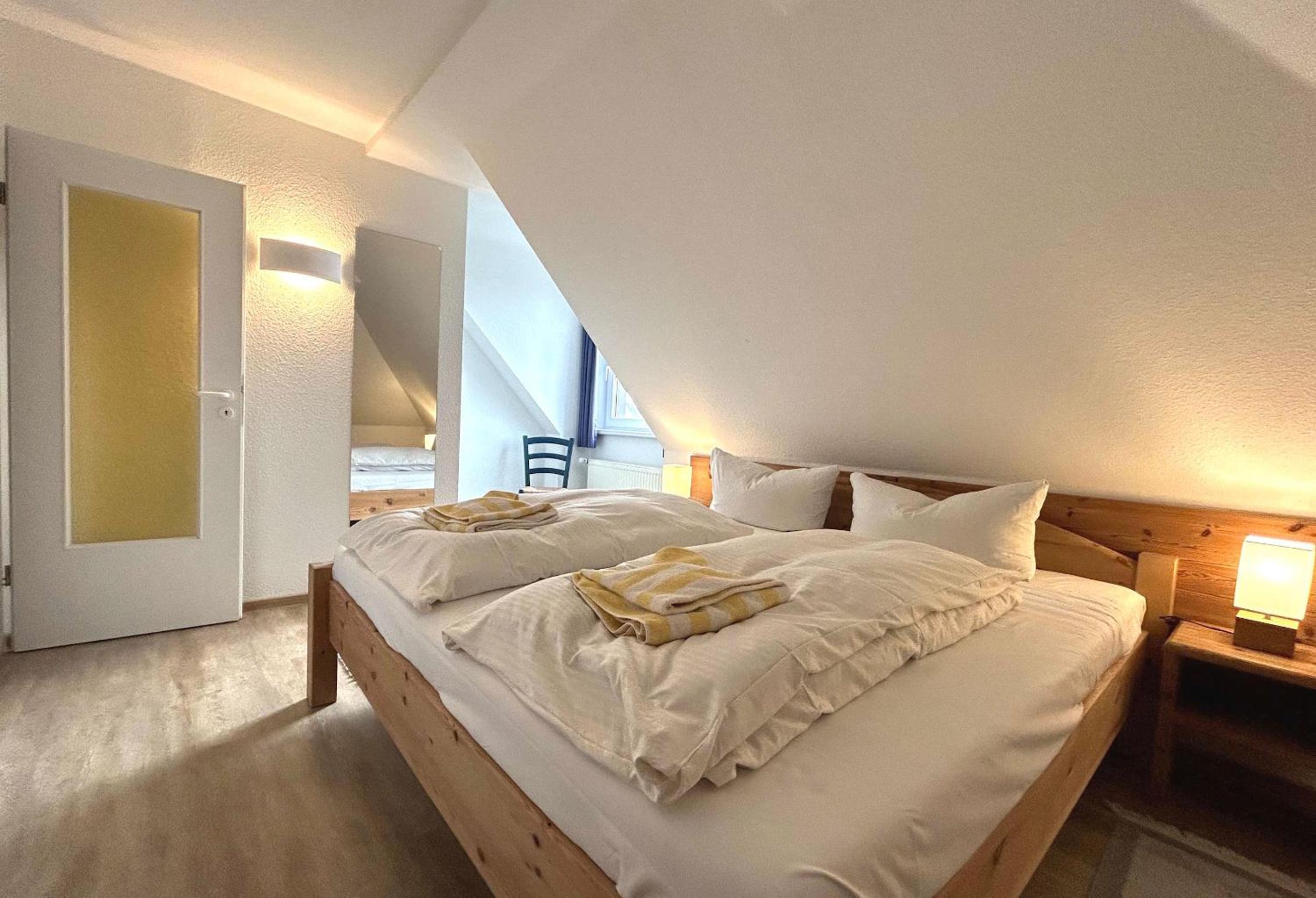 Resi M6 en Prerow — hotel room