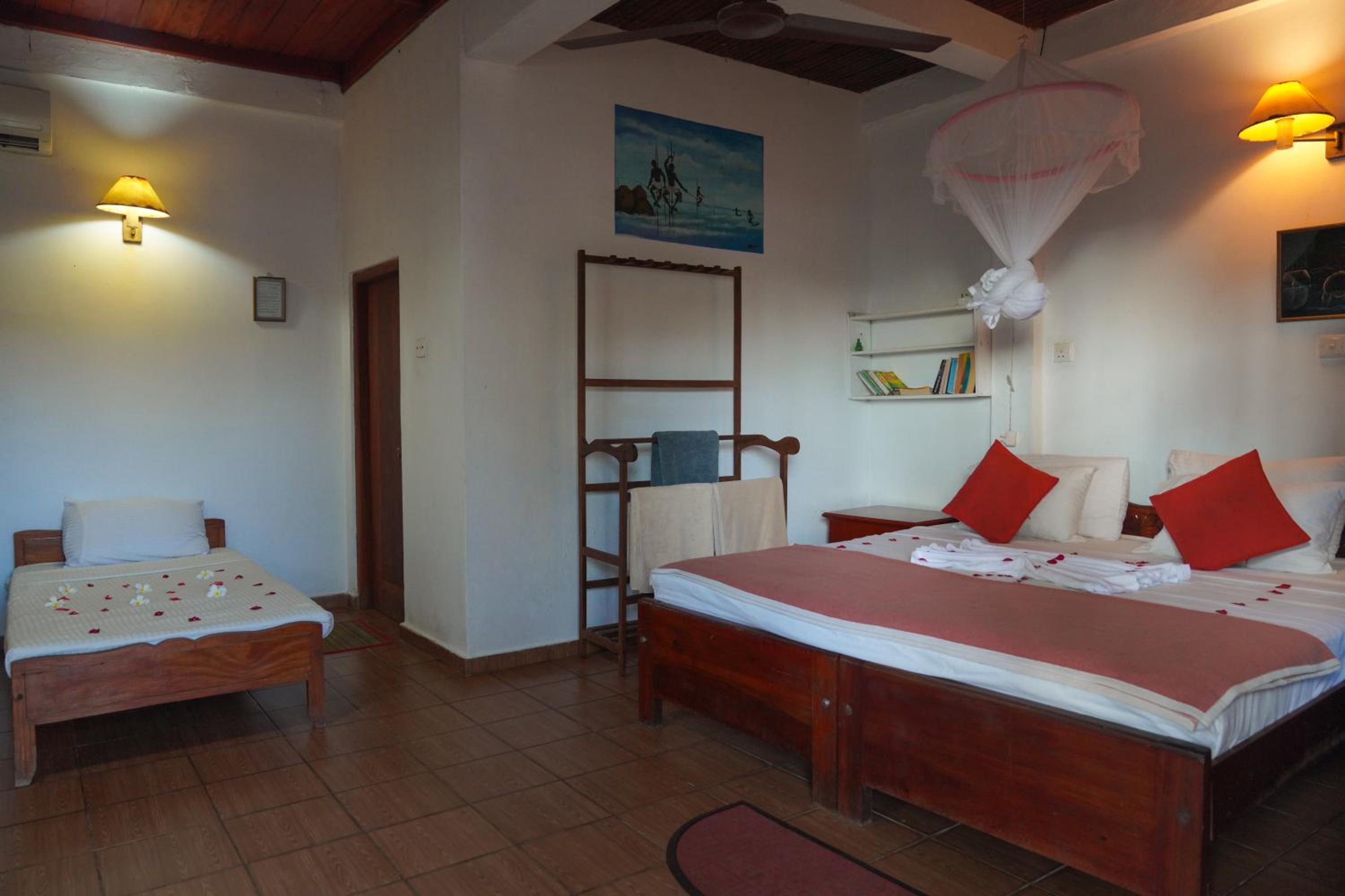 Shanthi Beach Resort