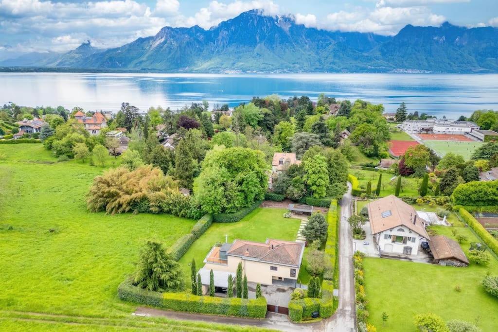 5-Bedroom Villa - Mountain Views