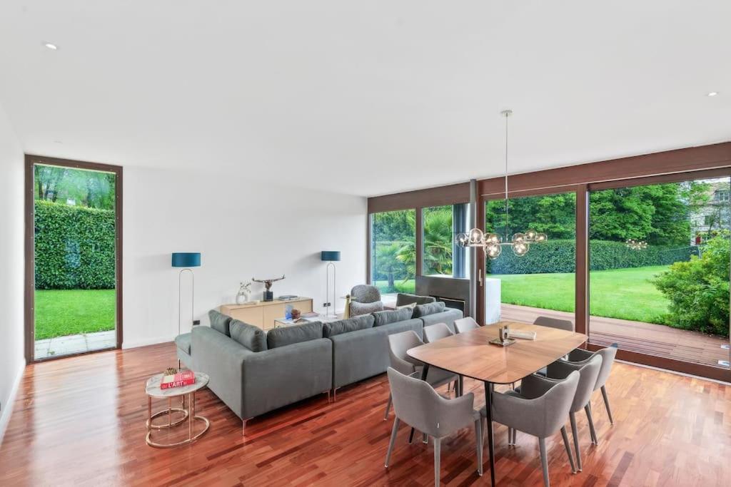 5-Bedroom Villa - Mountain Views