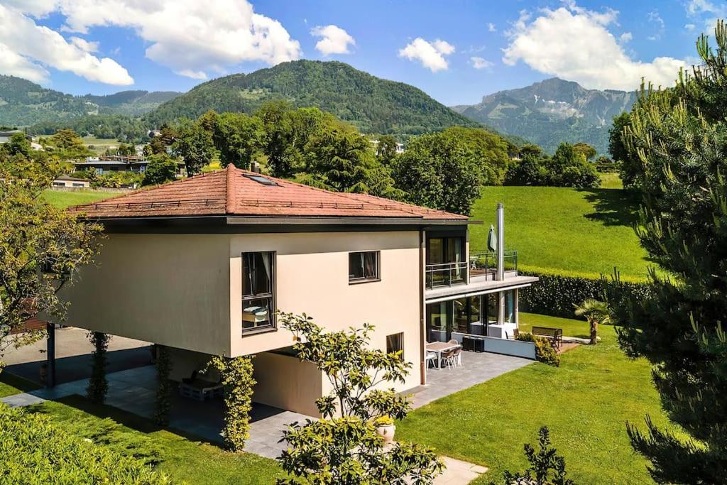 5-Bedroom Villa - Mountain Views