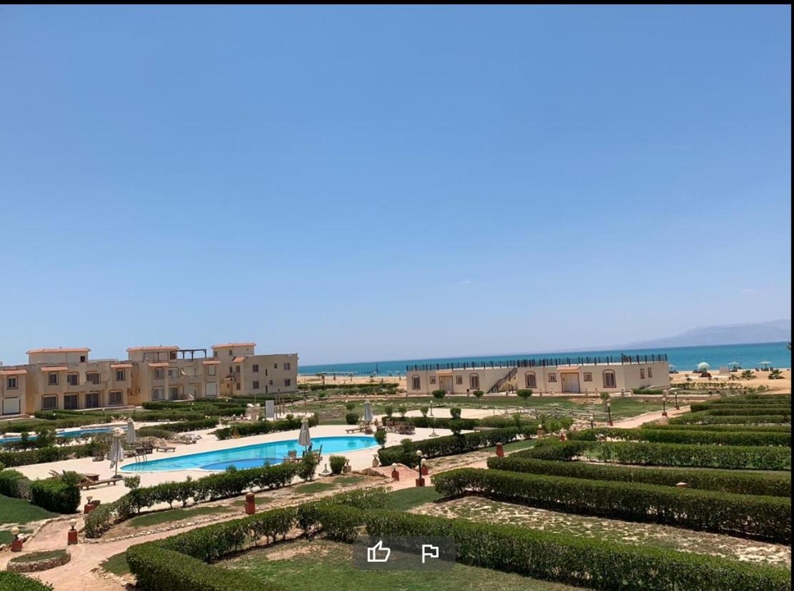Beach & Pool View Chalet - Ras Sedr