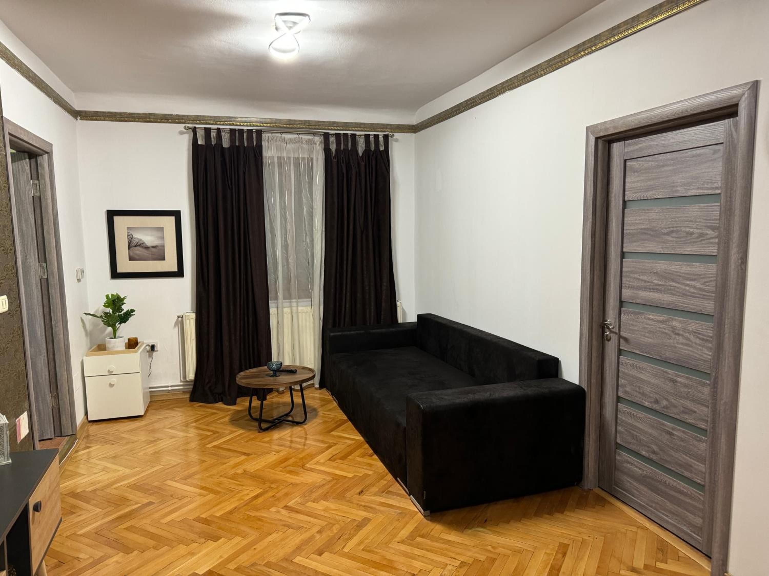 Muresenilor Residence en Braşov — hotel room
