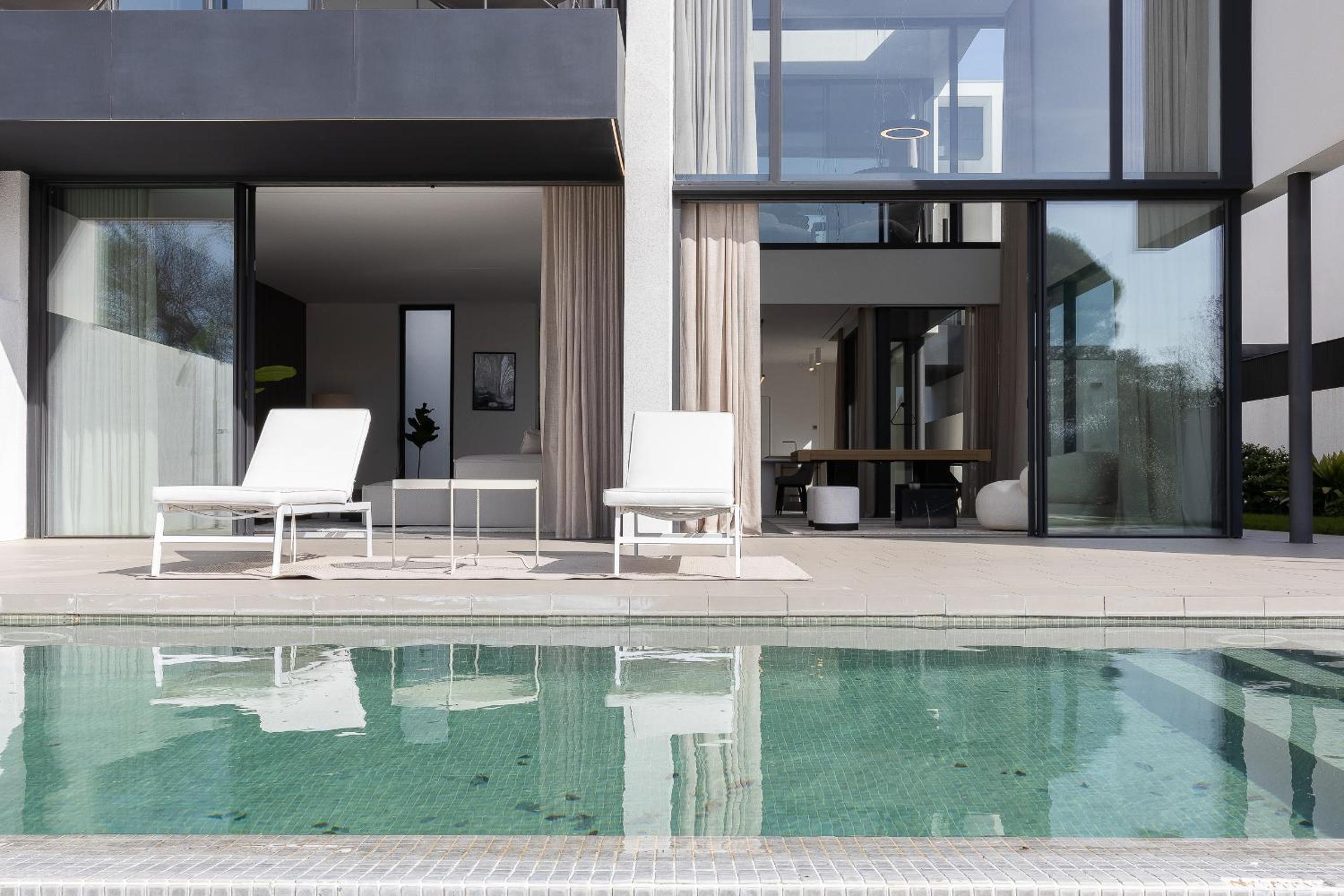 Holiday Rentals at Camiral, a Quinta do Lago Resort