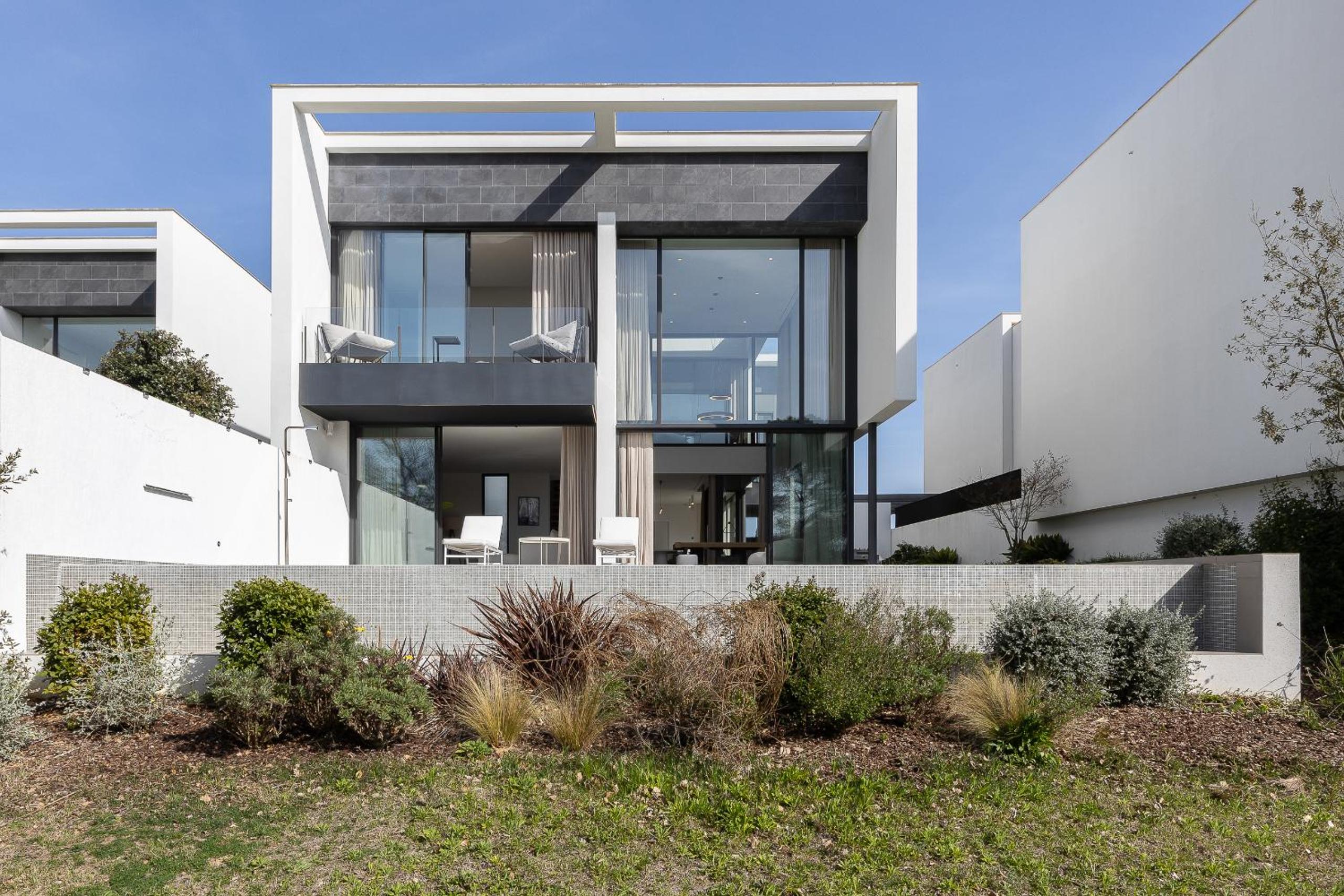 Holiday Rentals at Camiral, a Quinta do Lago Resort