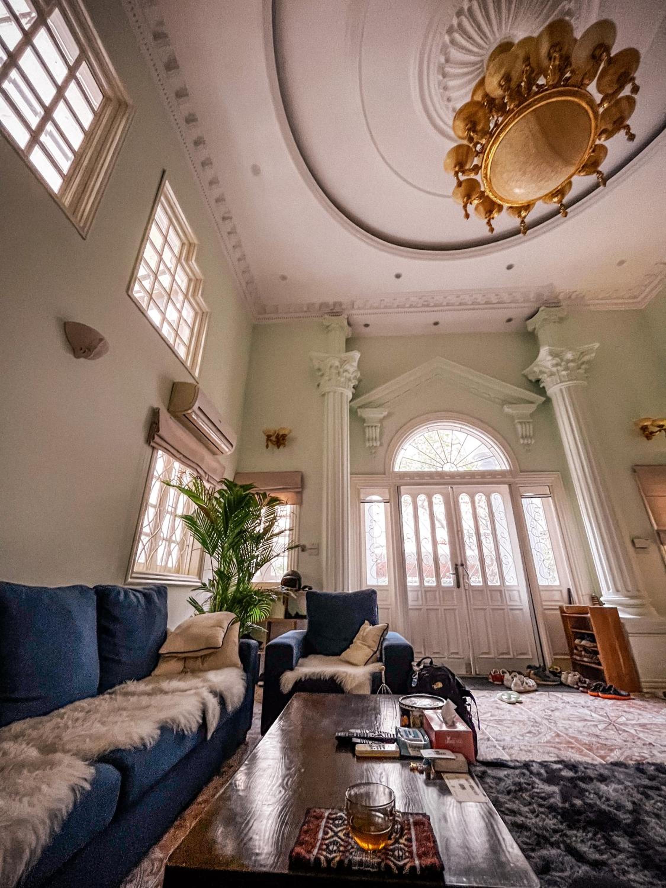 lounge