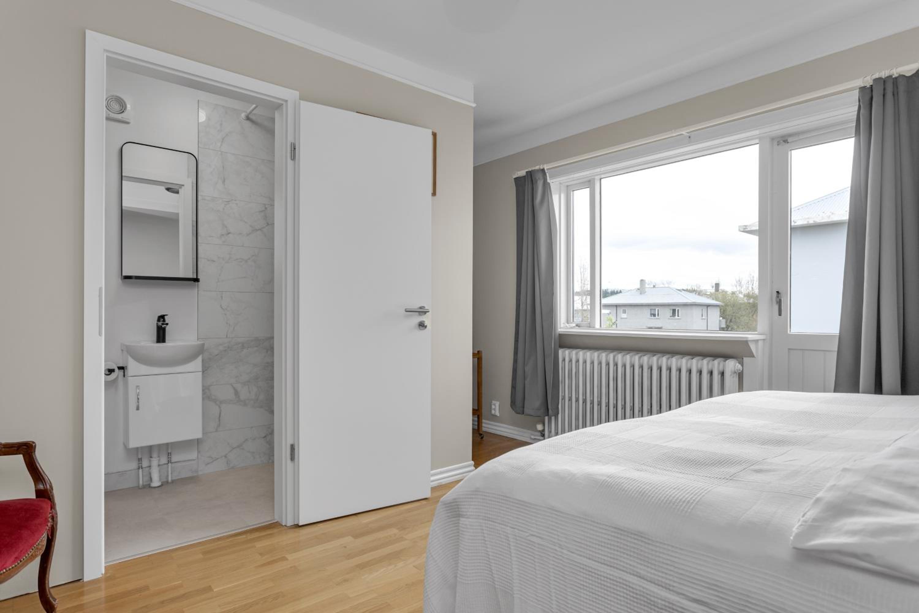 Audur Guesthouse