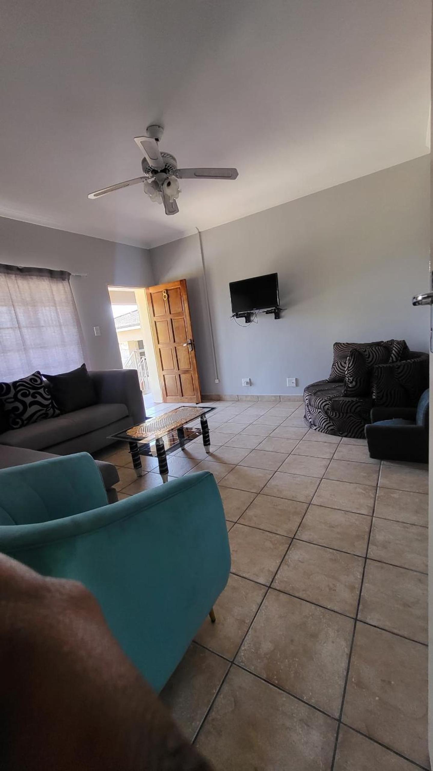 ENTIRE LUXURY APARTMENTS view 2