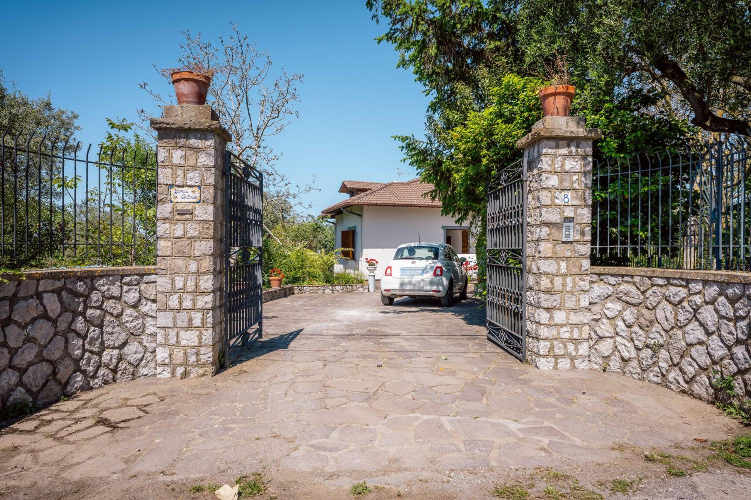 Villa Barby with garden and pool