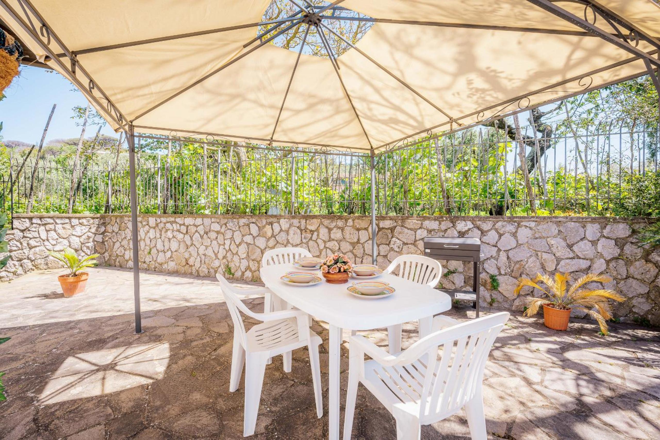 Villa Barby with garden and pool