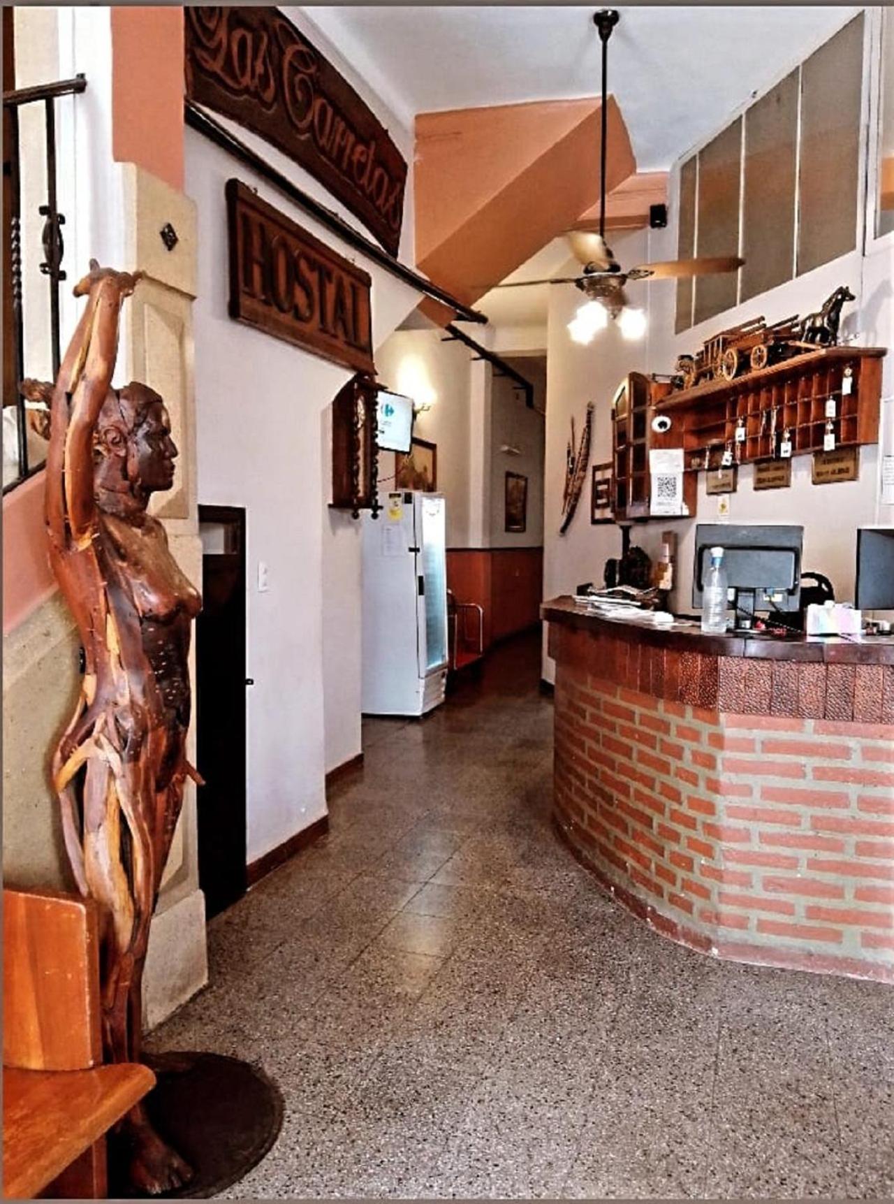 Hostal Las Carretas