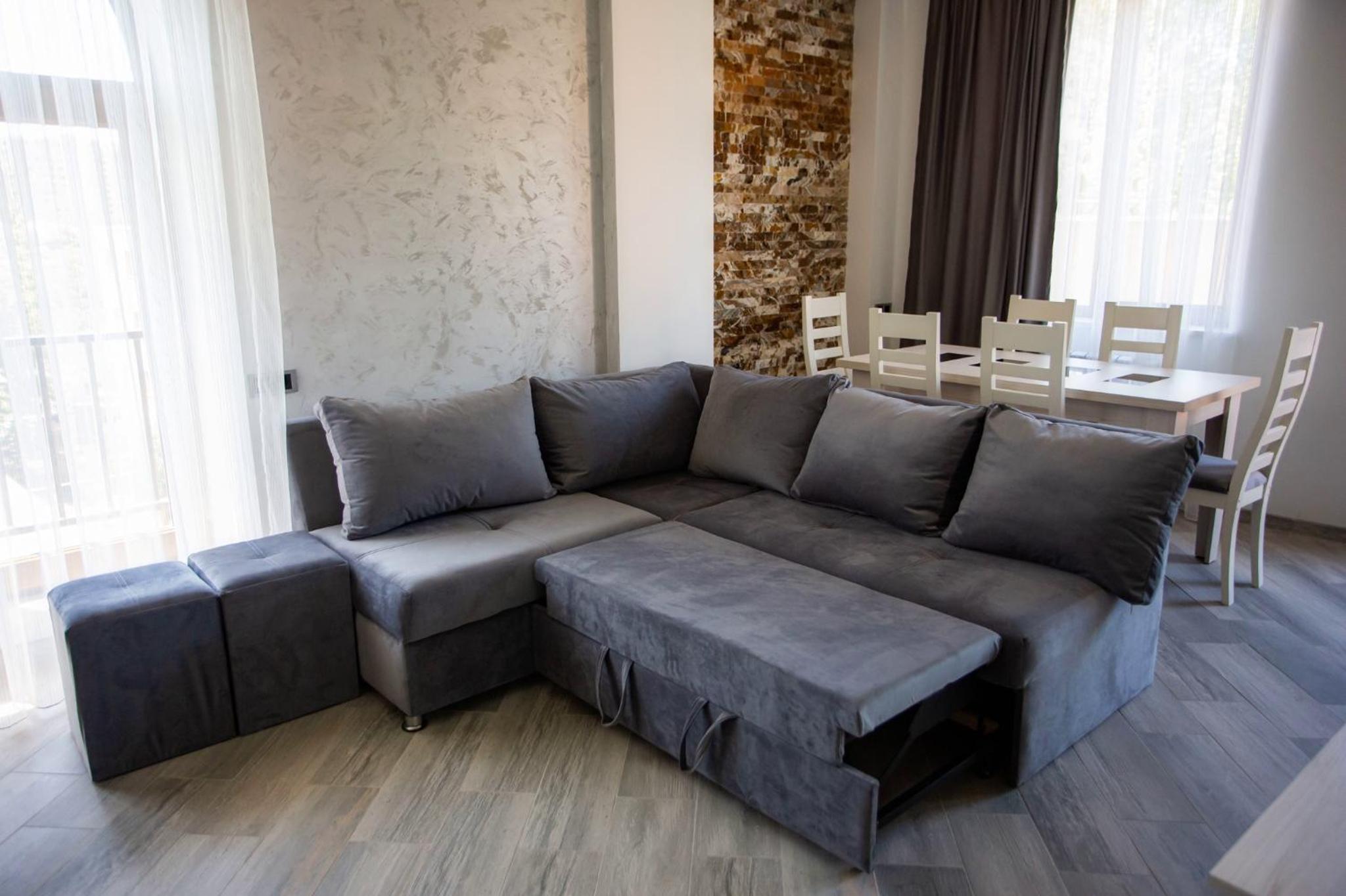 Luxury Apartments near Republic Square, My Street company