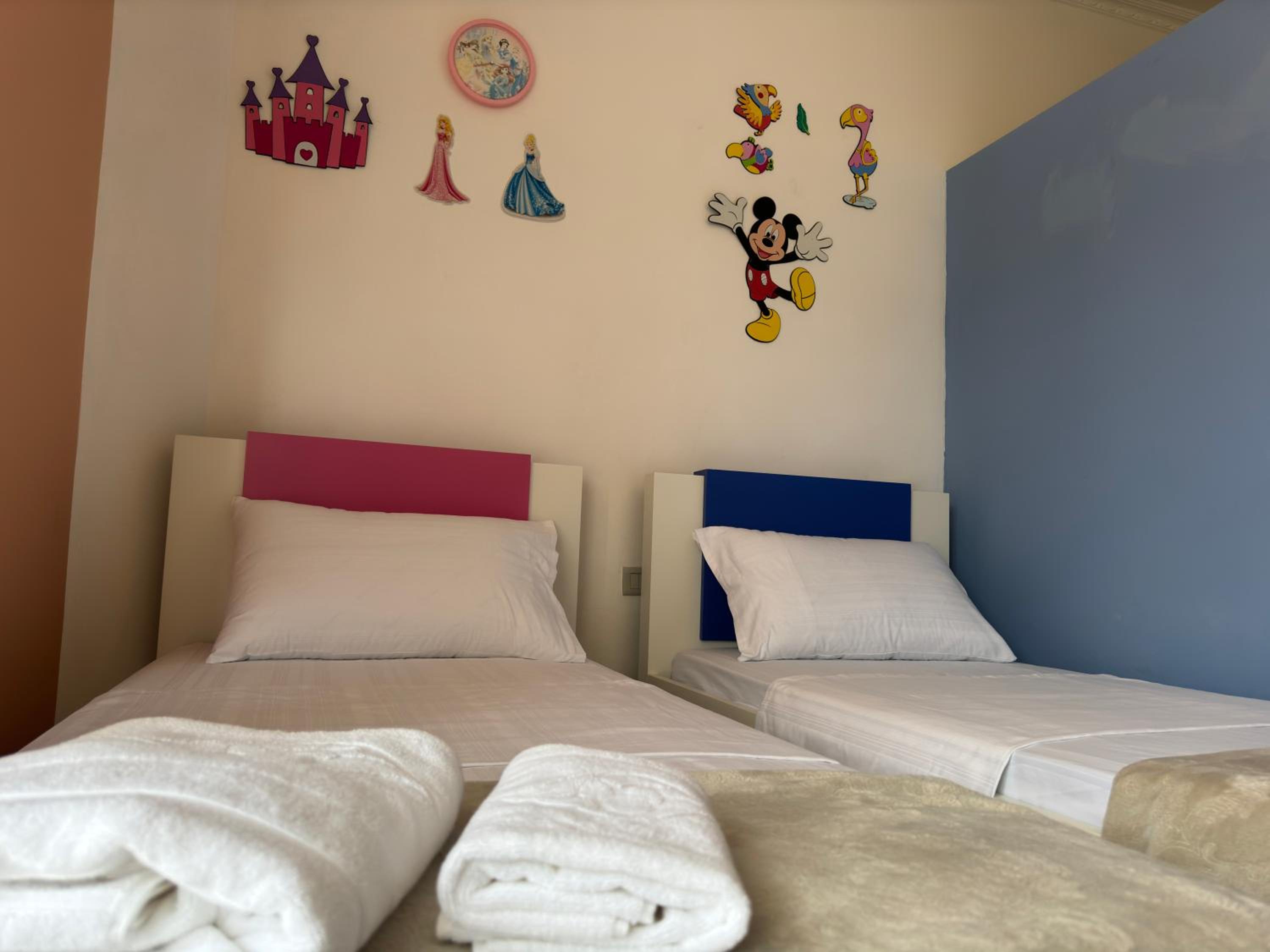 Andi Seaview Apartments