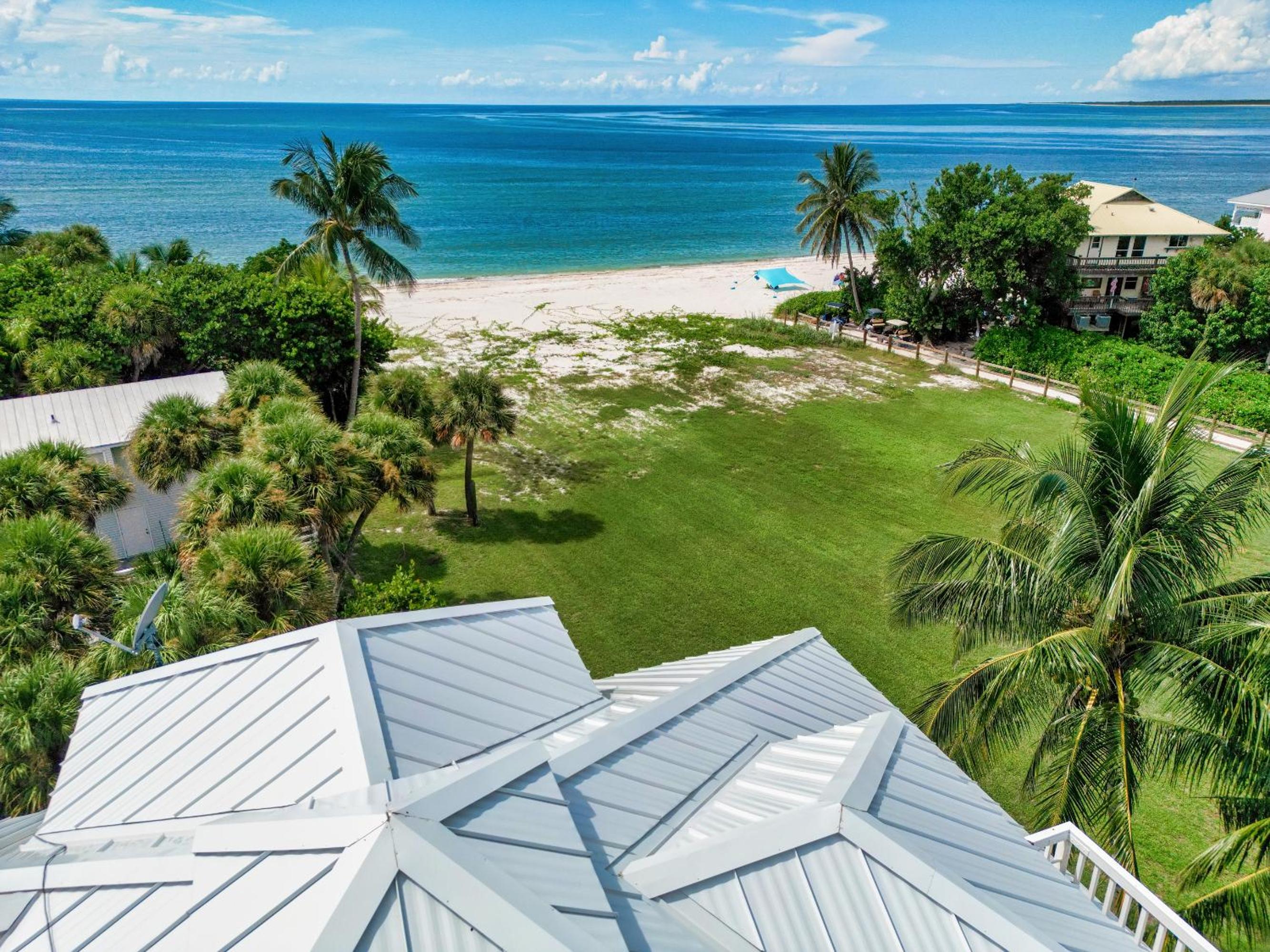 Sol Mar-Oceanfront Beachhouse