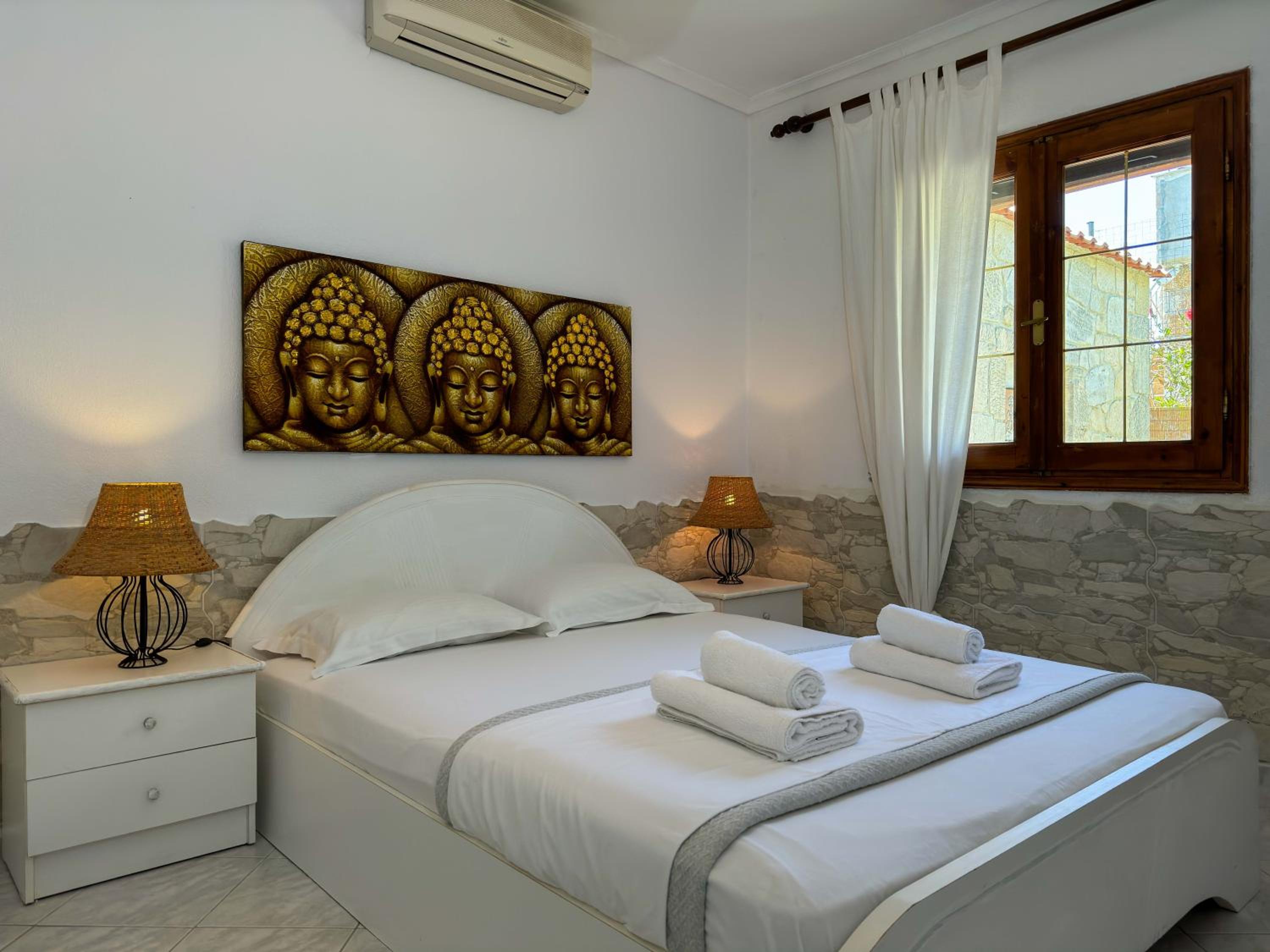 Palm Luxury Villa In Kallithea view 3
