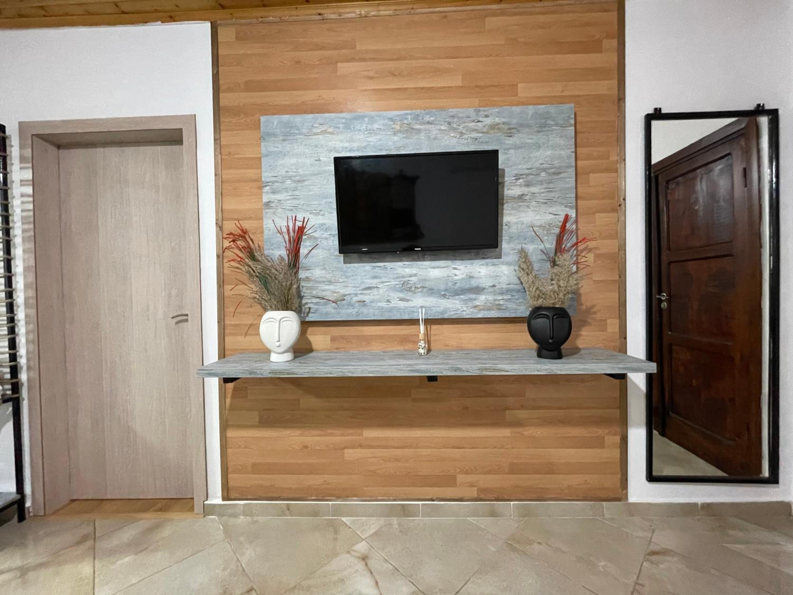 Rian Apartment