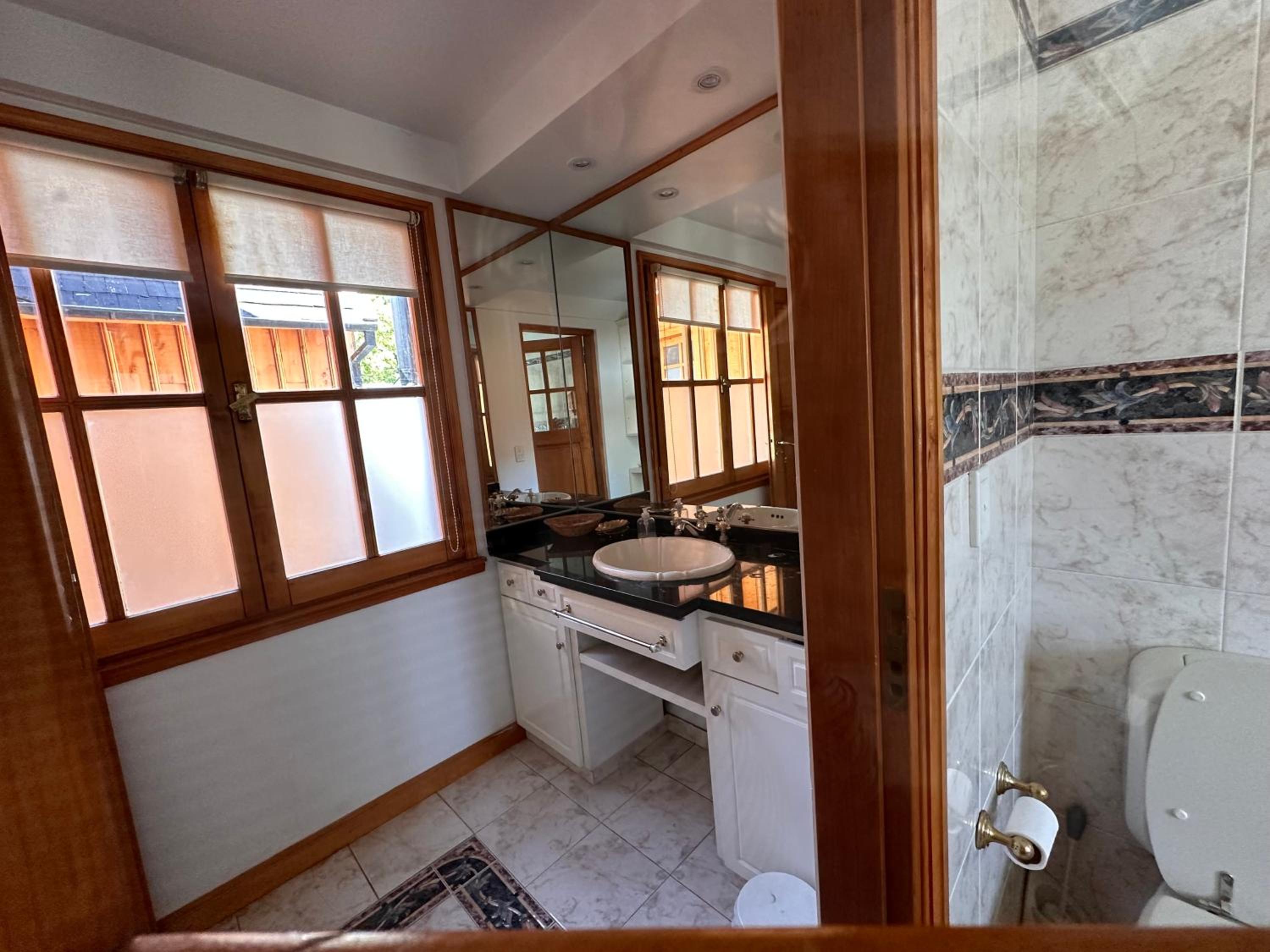 Patagonia Casa Sur - Casona de lujo con piscina y quincho