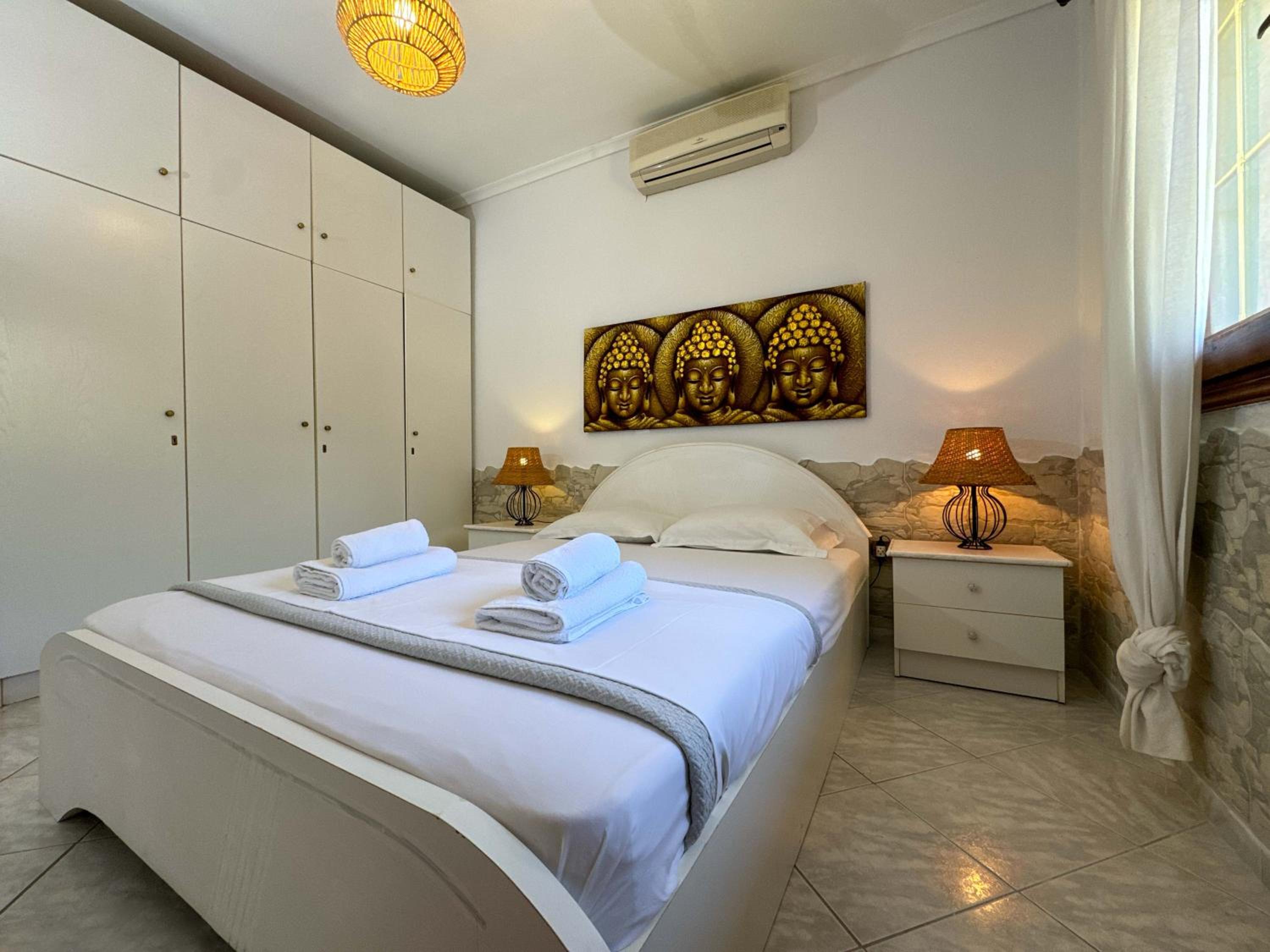 Palm Luxury Villa In Kallithea view 5