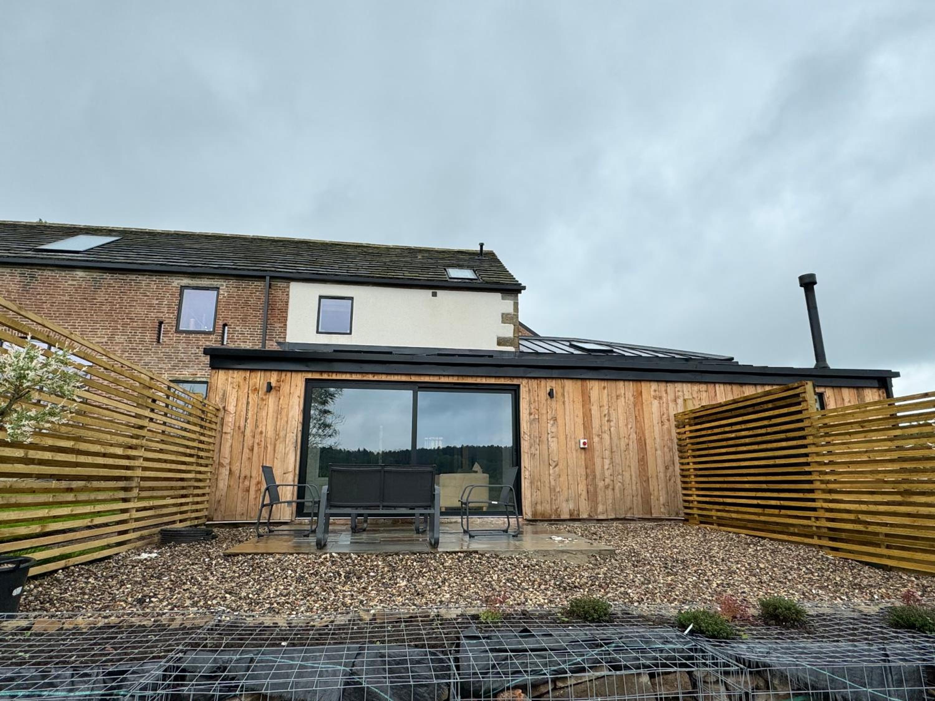 The Tack Store, Modern 3 Bed, 6 person, Barn in a Rural Setting with Great Access, photo 7