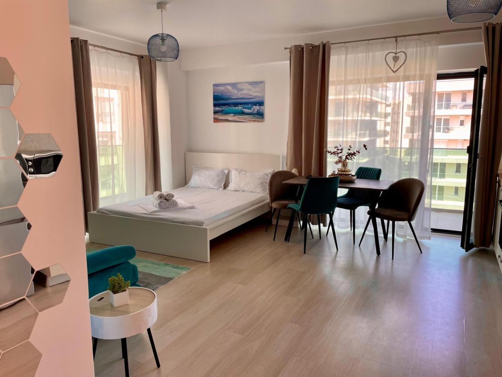 Dream Studio Mamaia Nord view 5