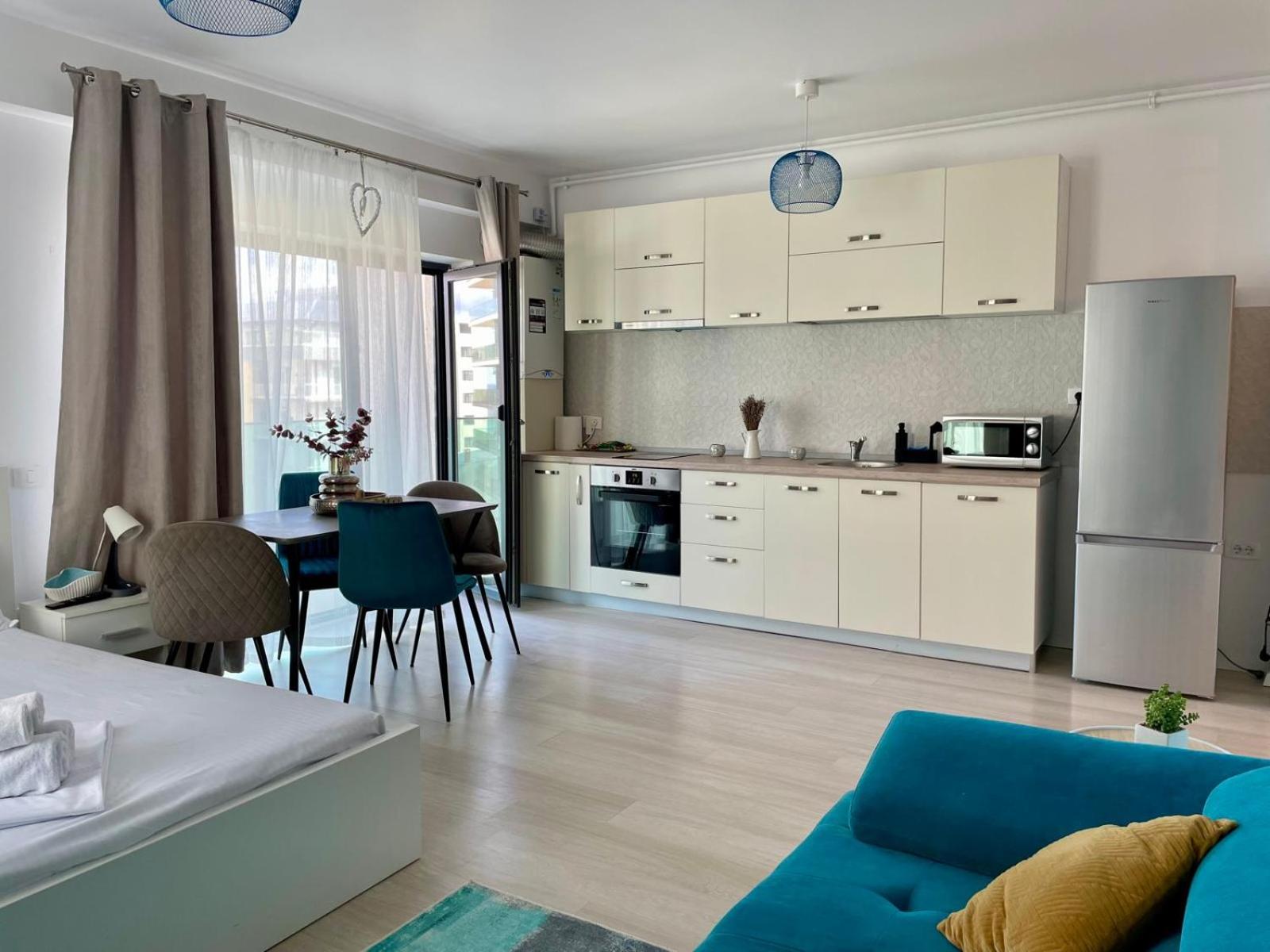 Dream Studio Mamaia Nord view 2