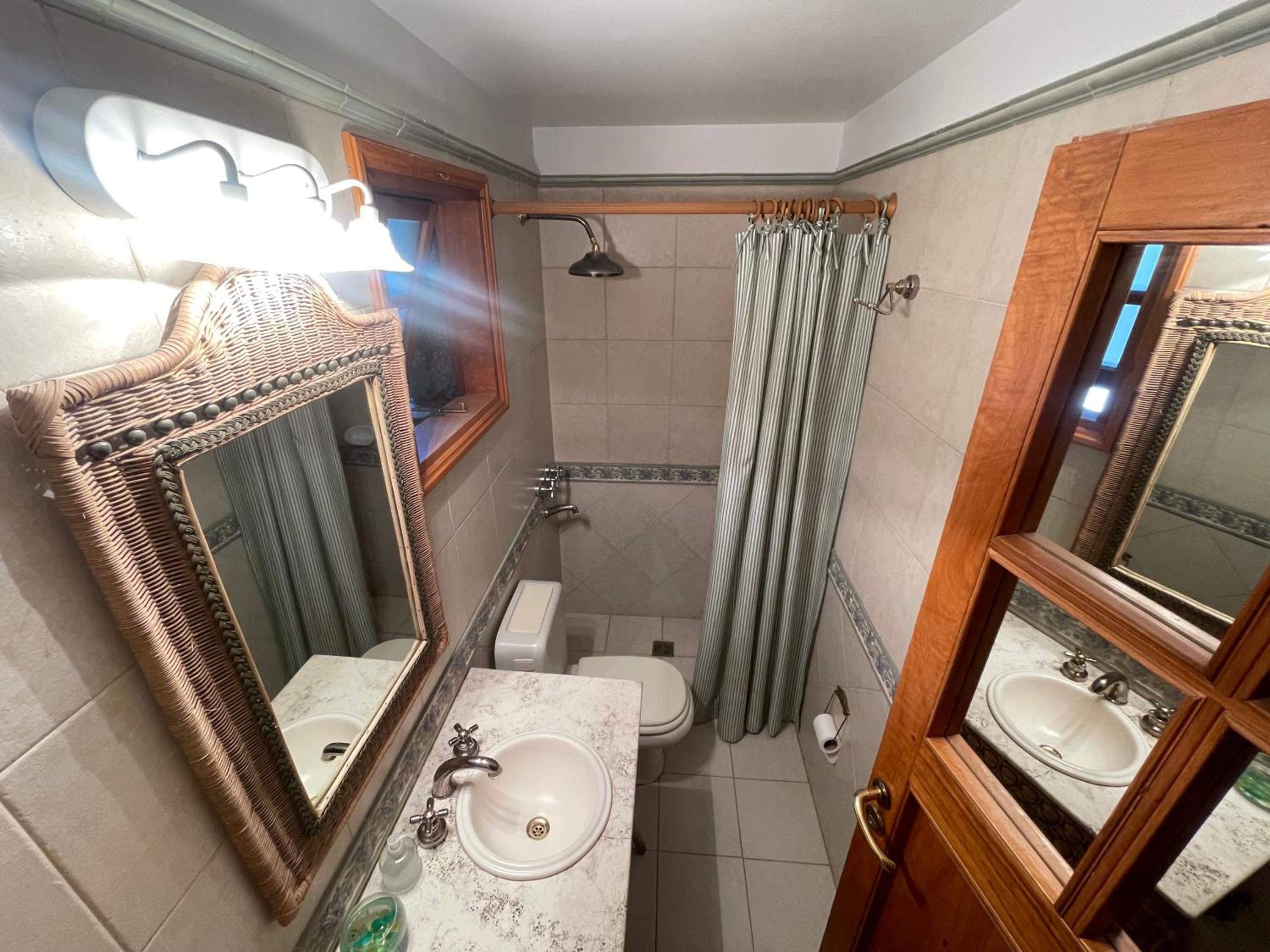 Patagonia Casa Sur - Casona de lujo con piscina y quincho