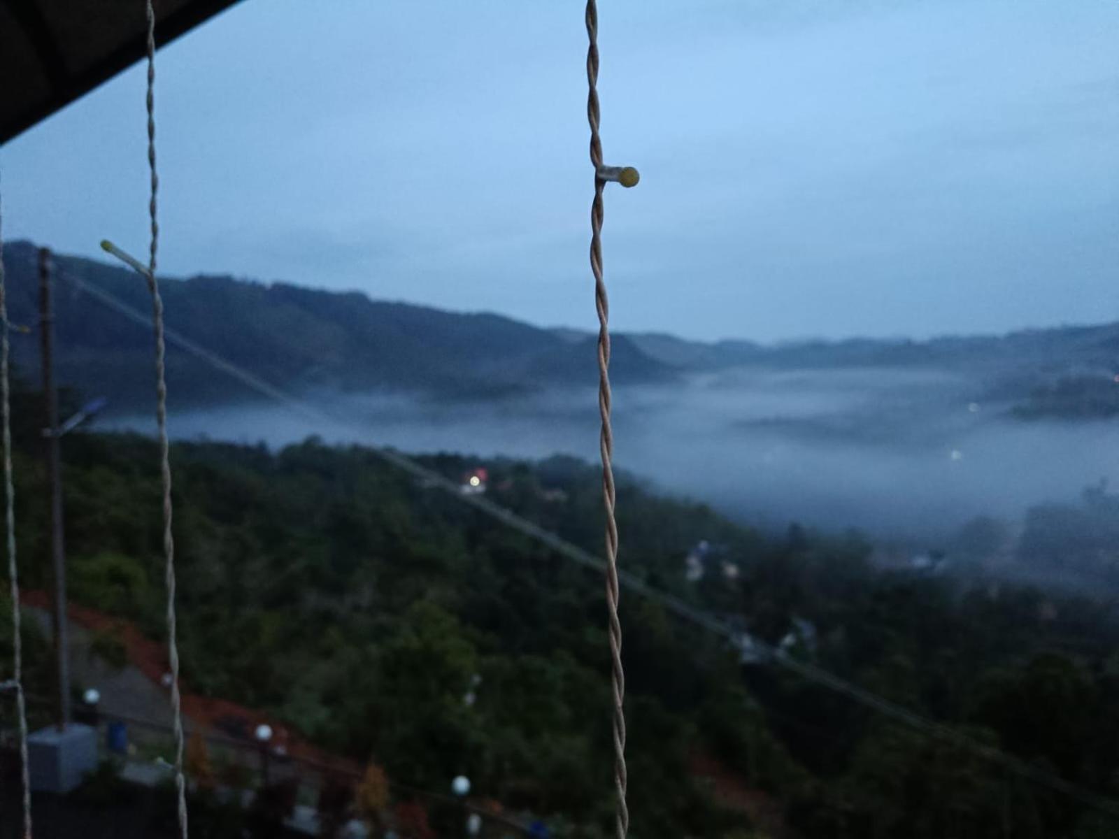 Orange International Resort Vagamon Pool Villa view 4